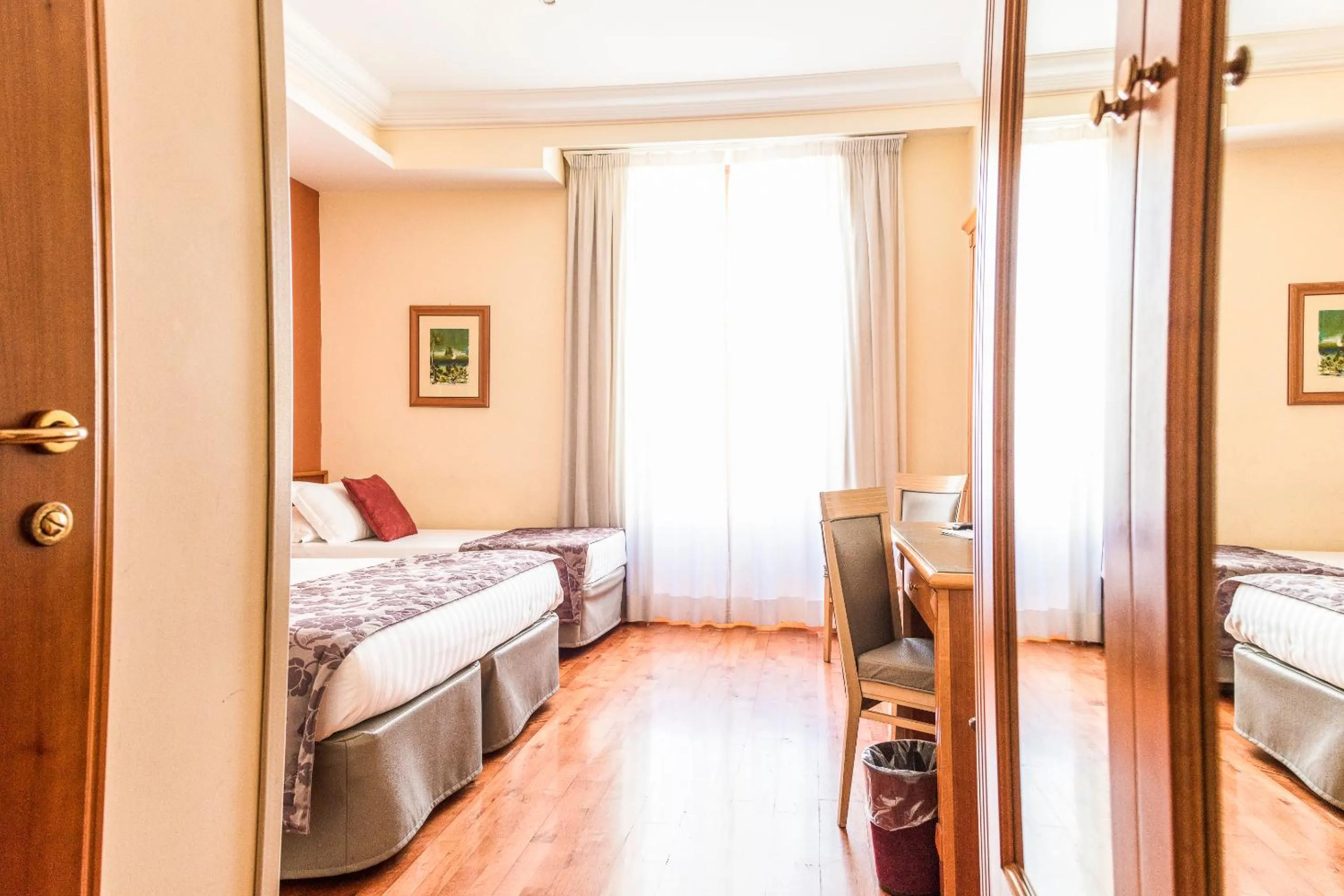 Photo of the whole room, Bed in Hotel Giolli Nazionale