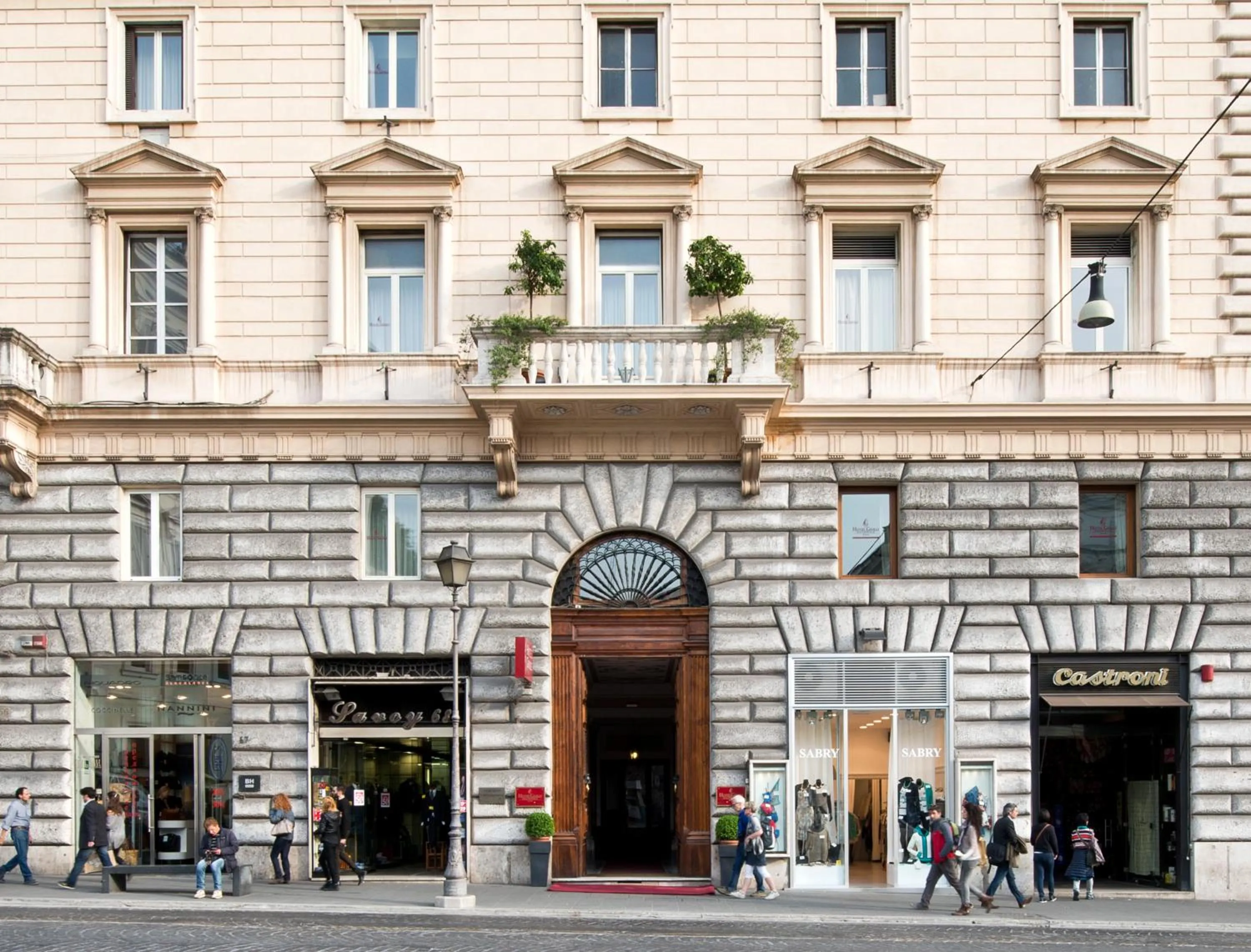 Facade/entrance in Hotel Giolli Nazionale