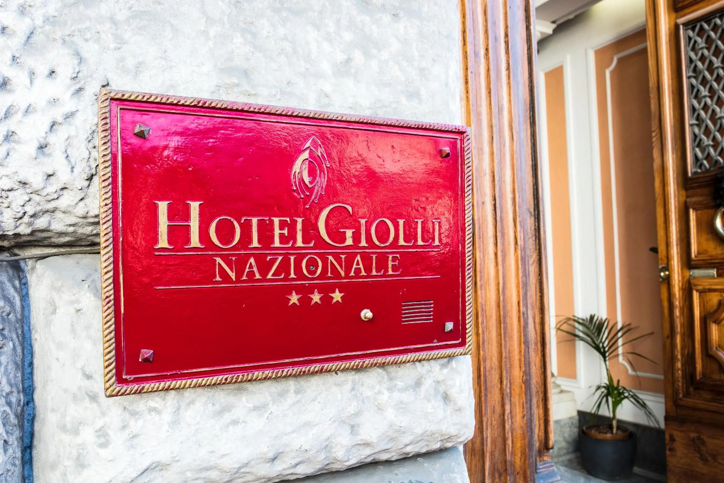 Facade/entrance in Hotel Giolli Nazionale