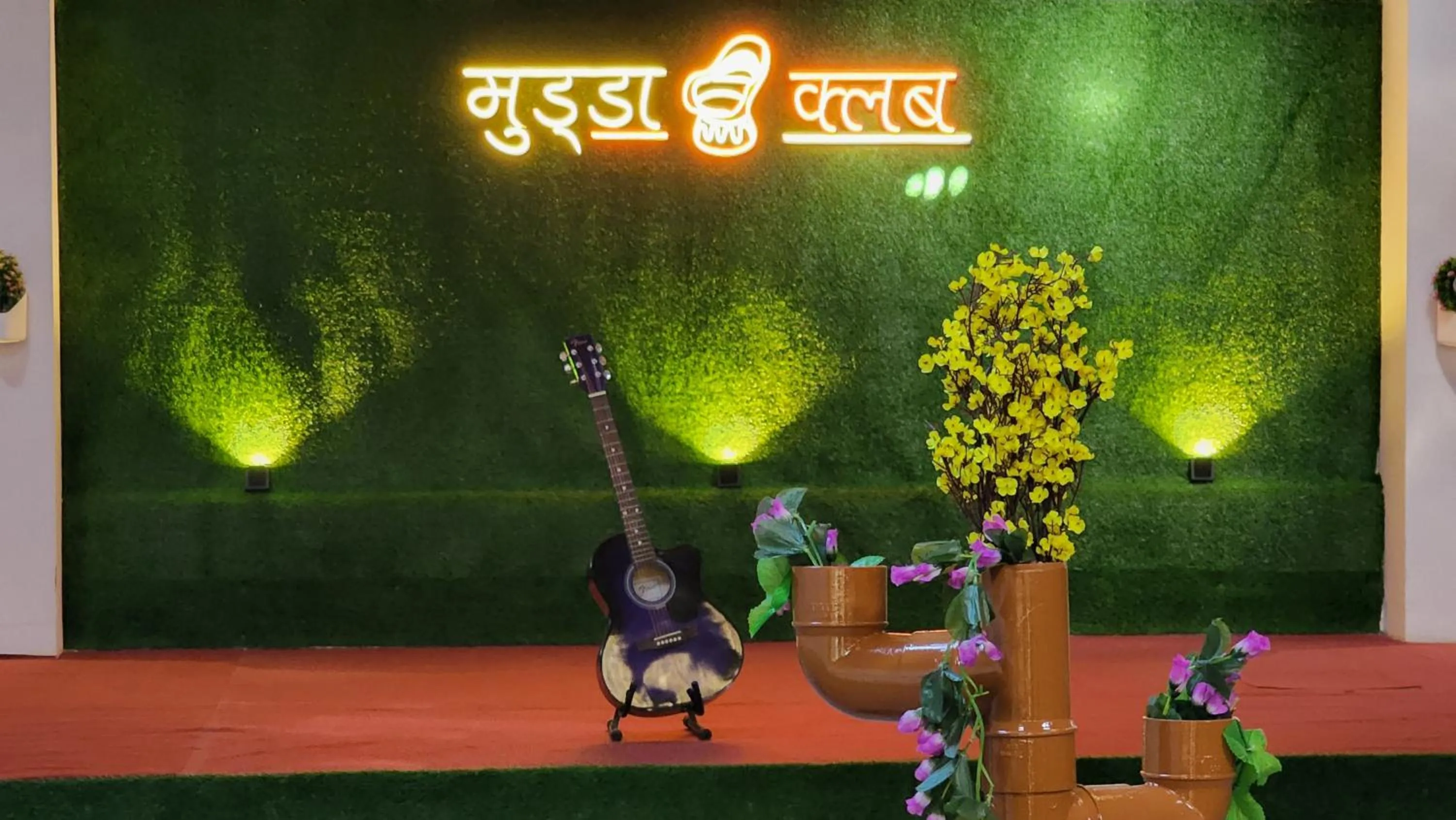 Restaurant/places to eat in Green Club Farm