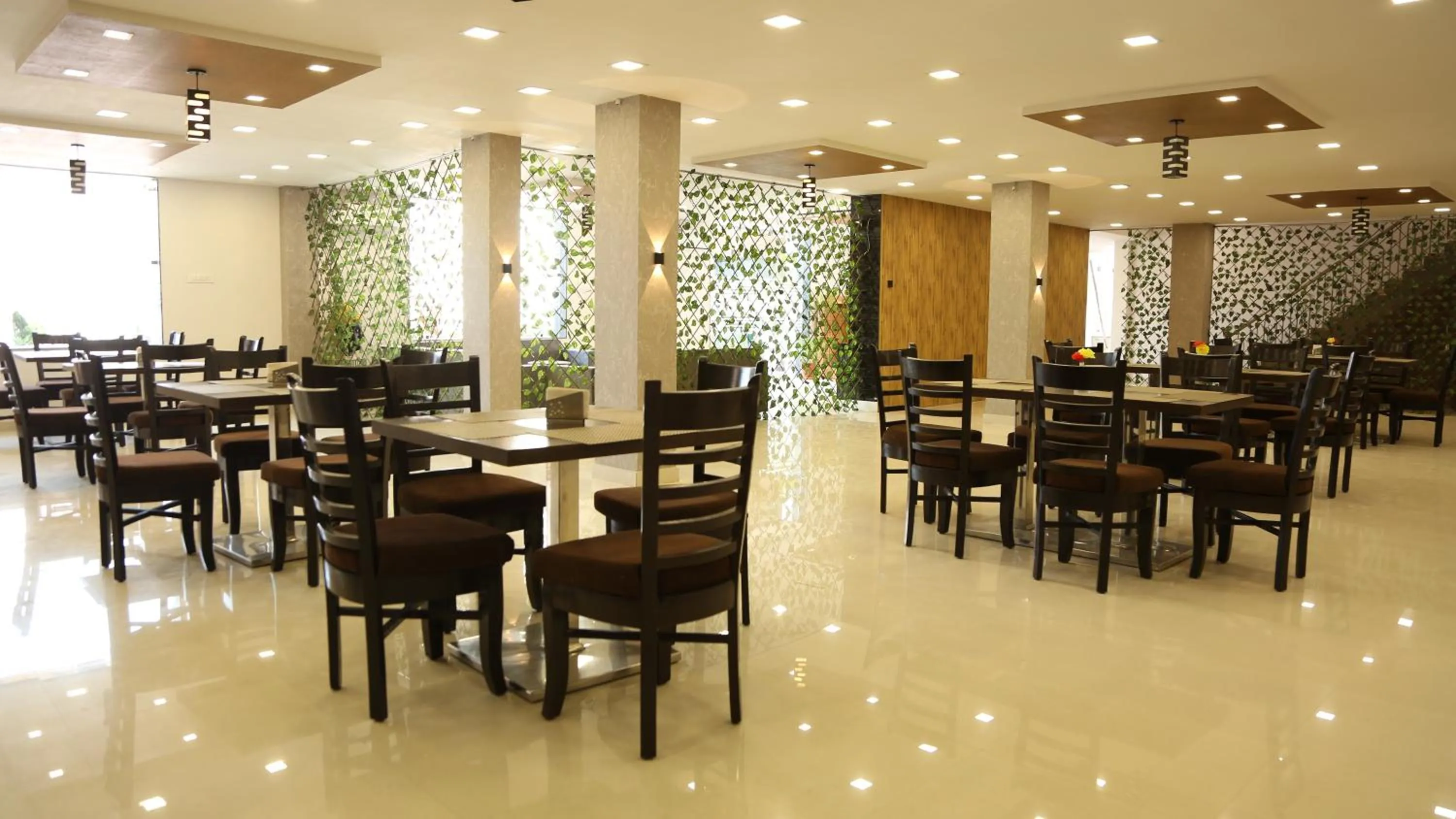 Restaurant/places to eat in Green Club Farm