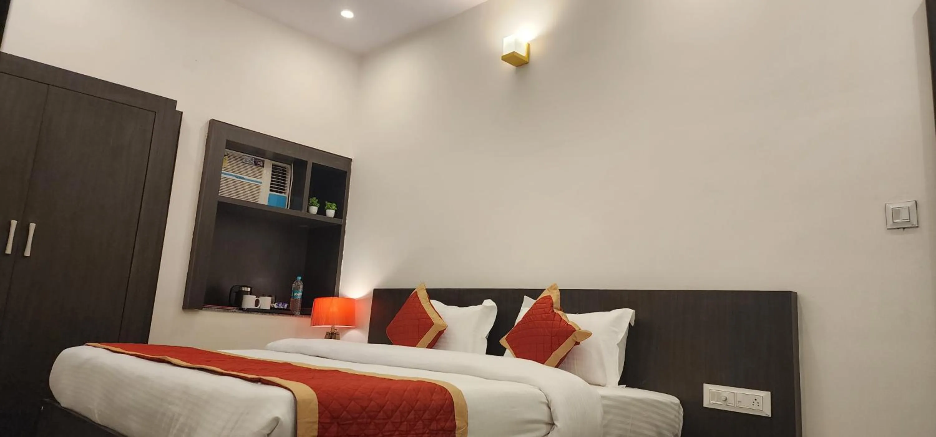 Bed in Green Club Farm