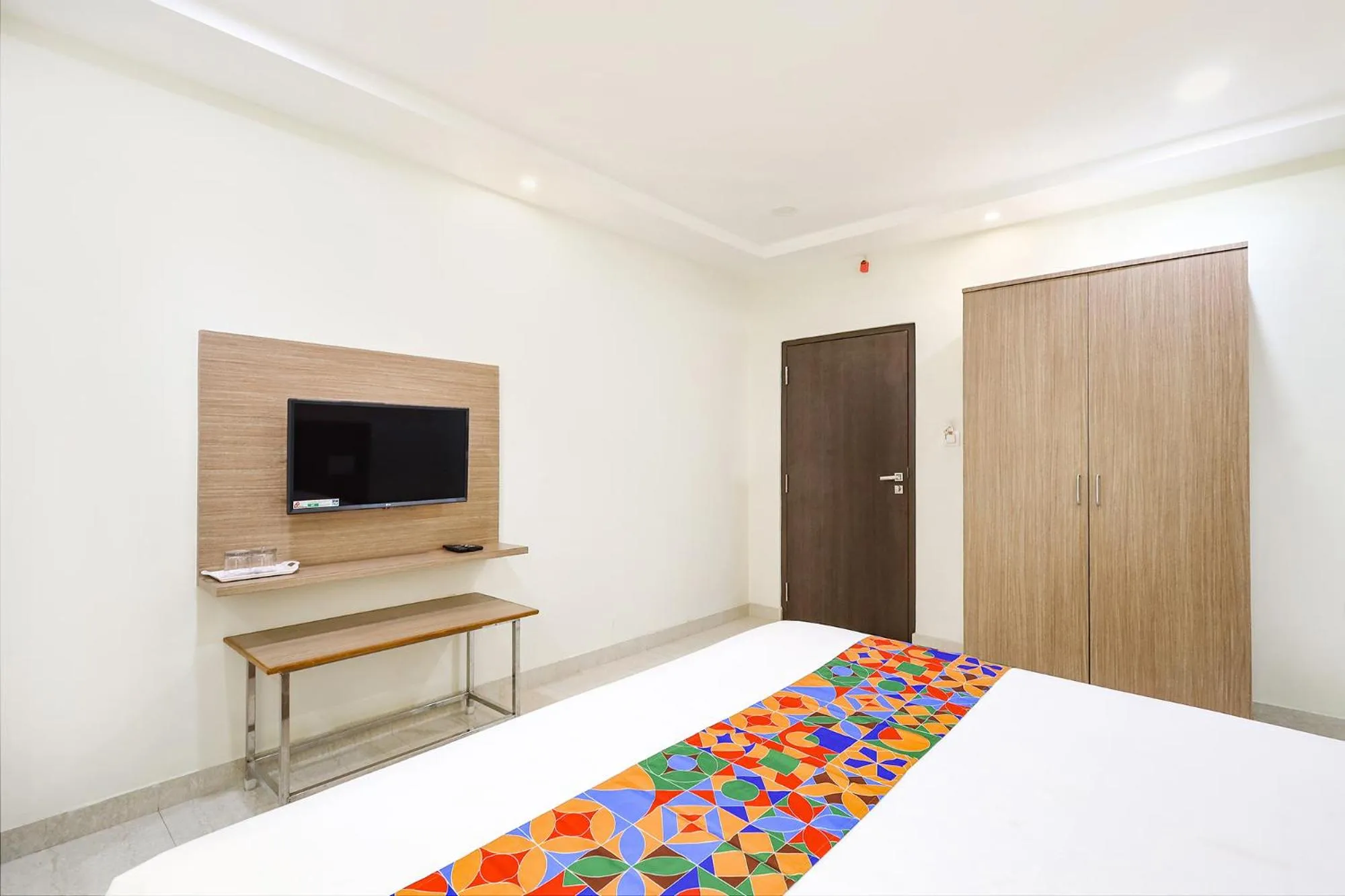 Bed in FabHotel Karthikeya Residency - 900m from Tirupati Bus Stand