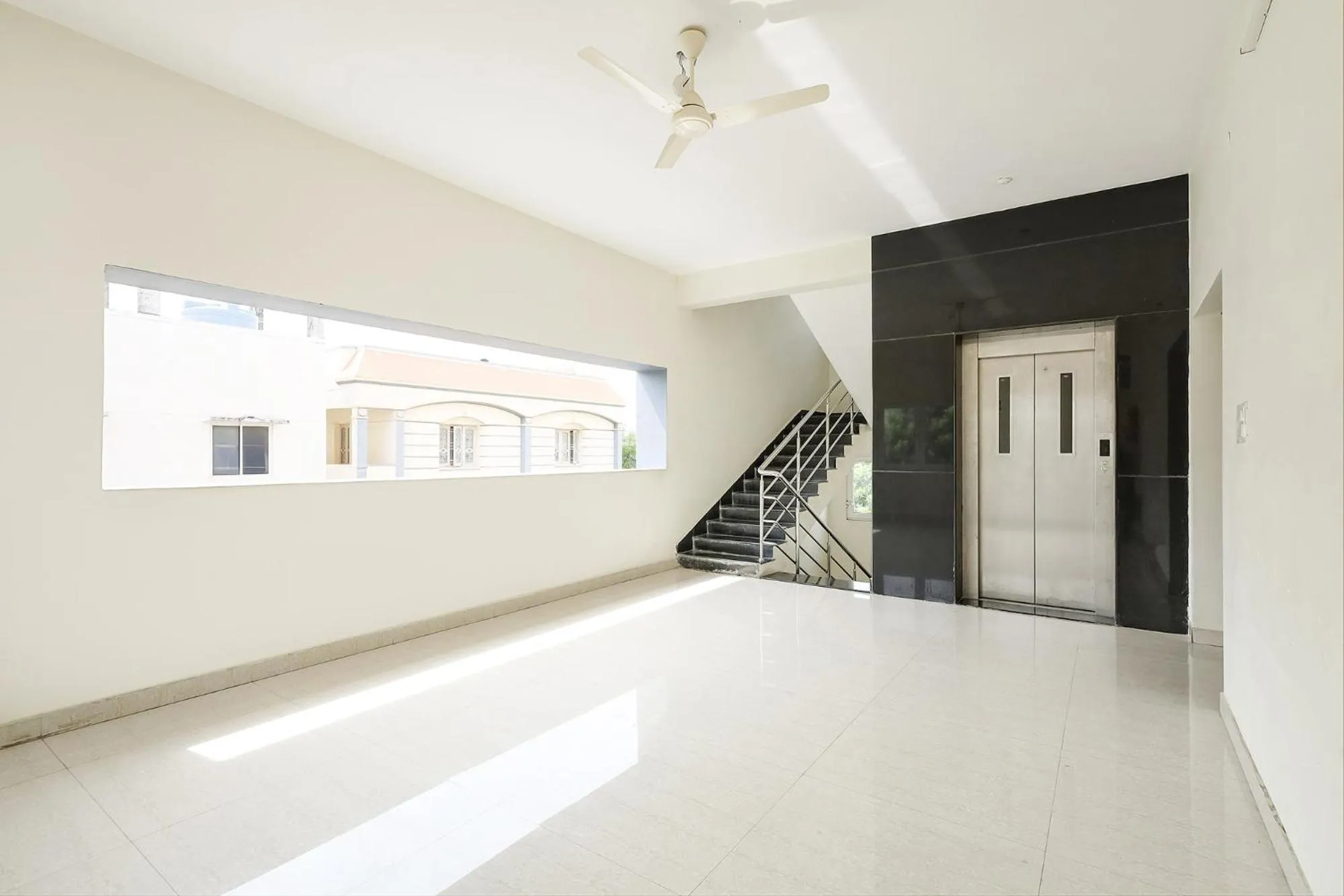 elevator in FabHotel Karthikeya Residency - 900m from Tirupati Bus Stand