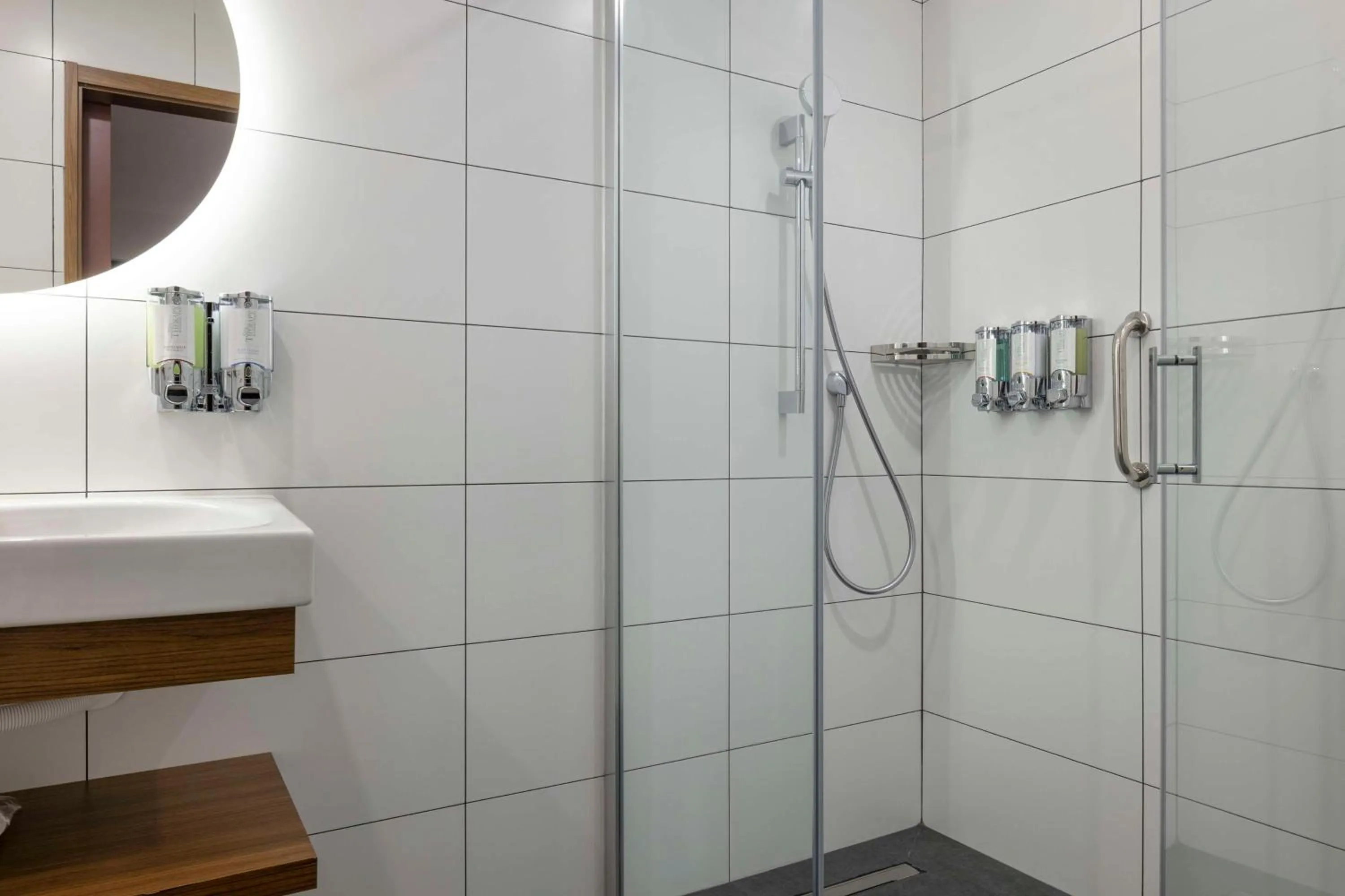 Bathroom in Hampton By Hilton Istanbul Airport, Arnavutkoy