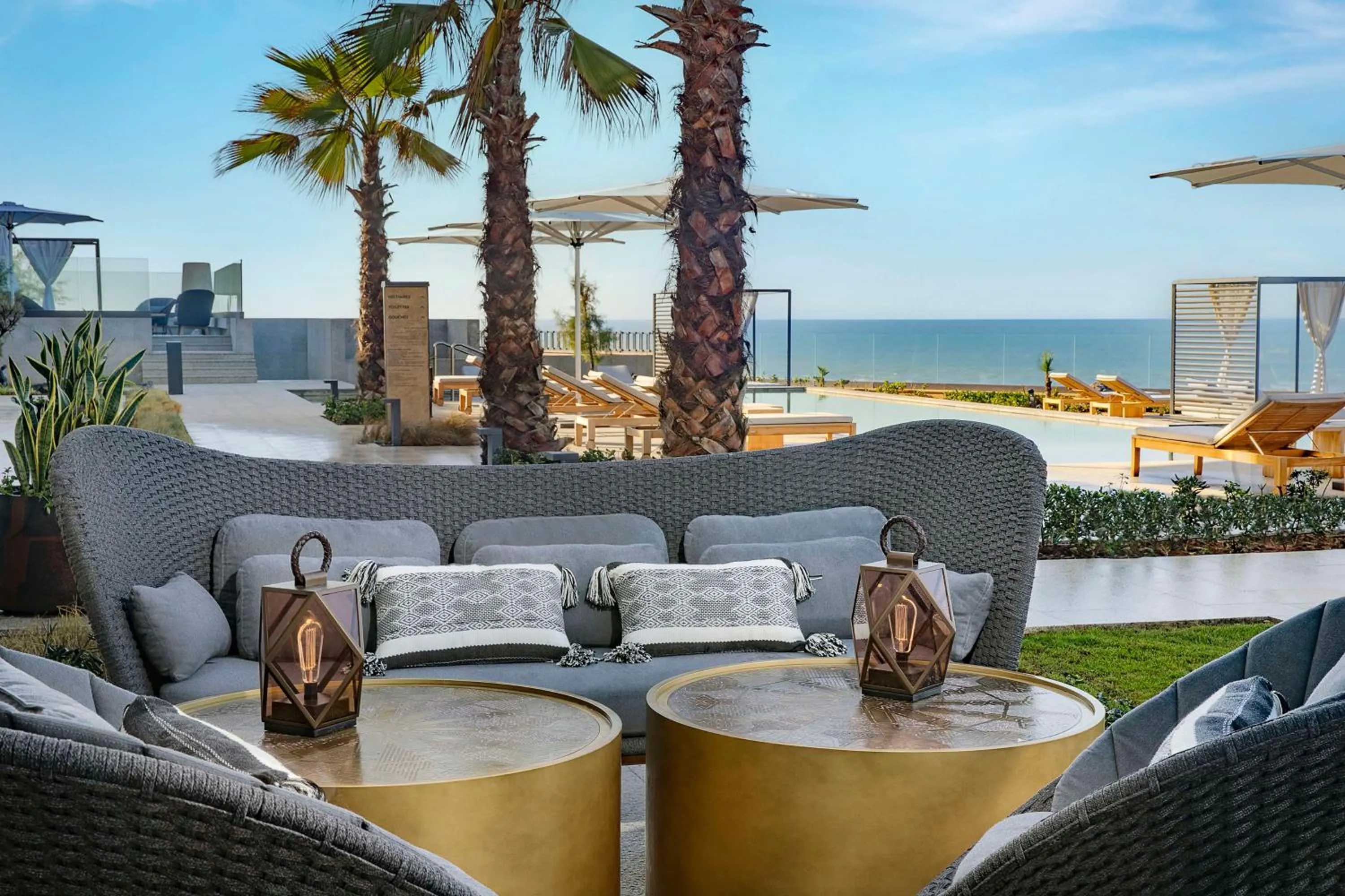 Restaurant/places to eat in Conrad Rabat Arzana