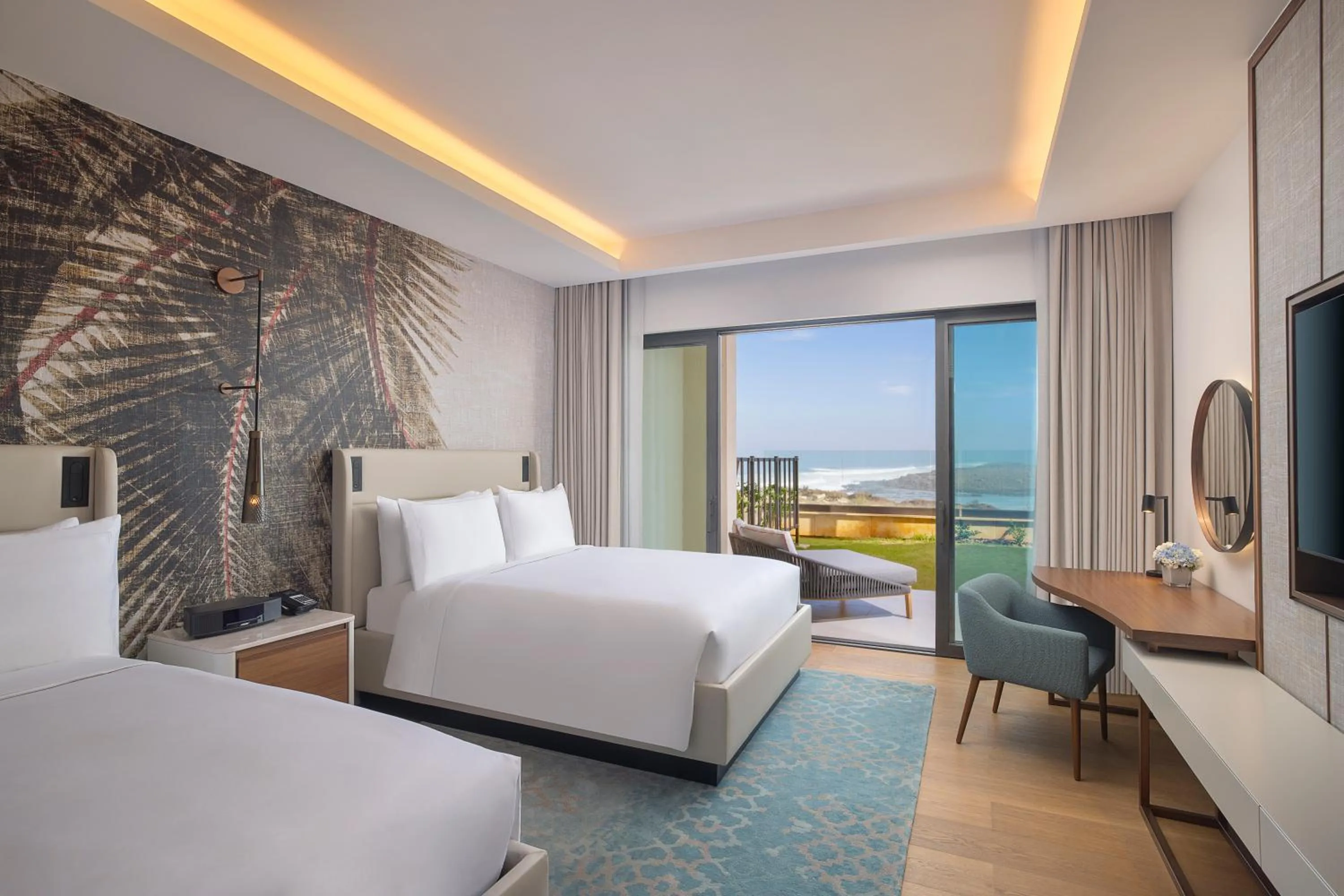 Sea view, Bed in Conrad Rabat Arzana