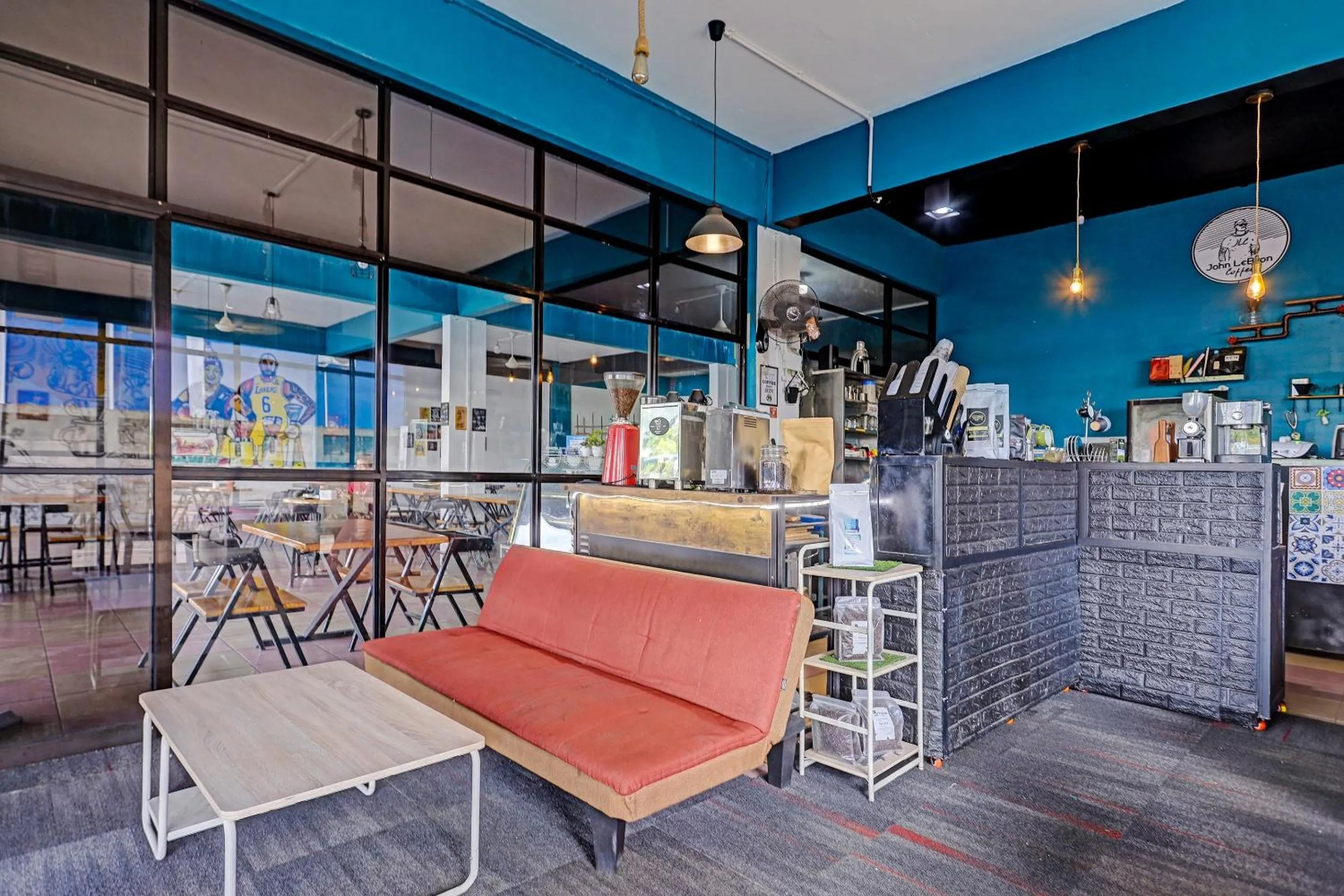 Lobby or reception in Collection O 91499 John Lebron House