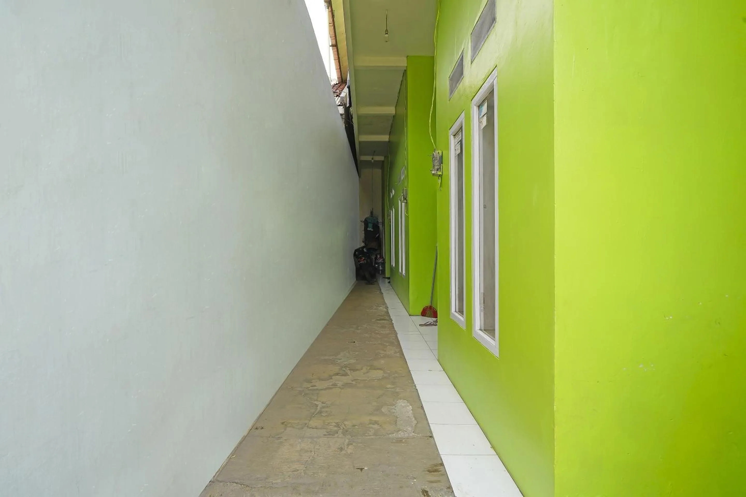 Lobby or reception in SPOT ON 91545 Pondok Mukti Syariah