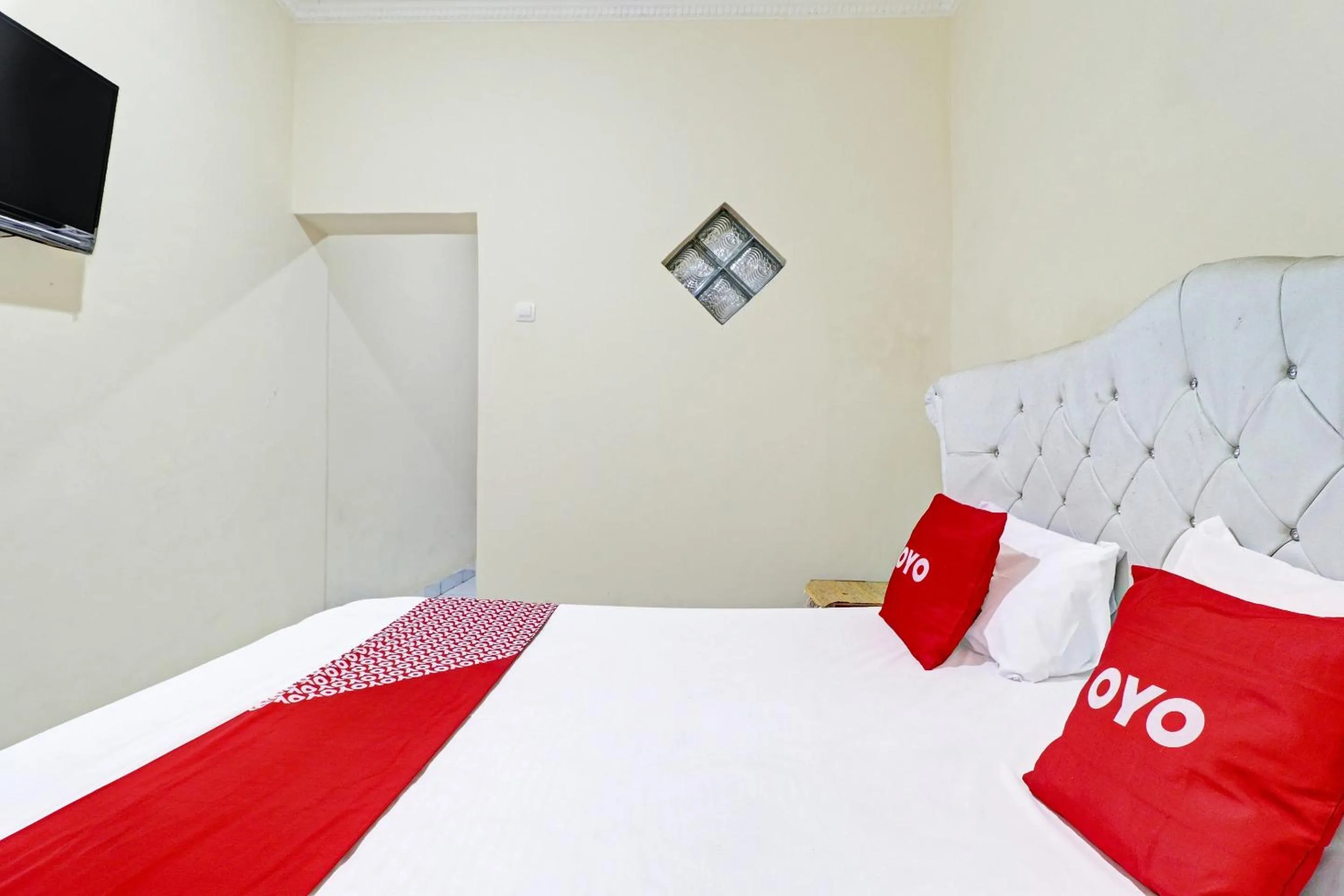 Bedroom, Bed in OYO Life 91480 Putridapisa Syariah