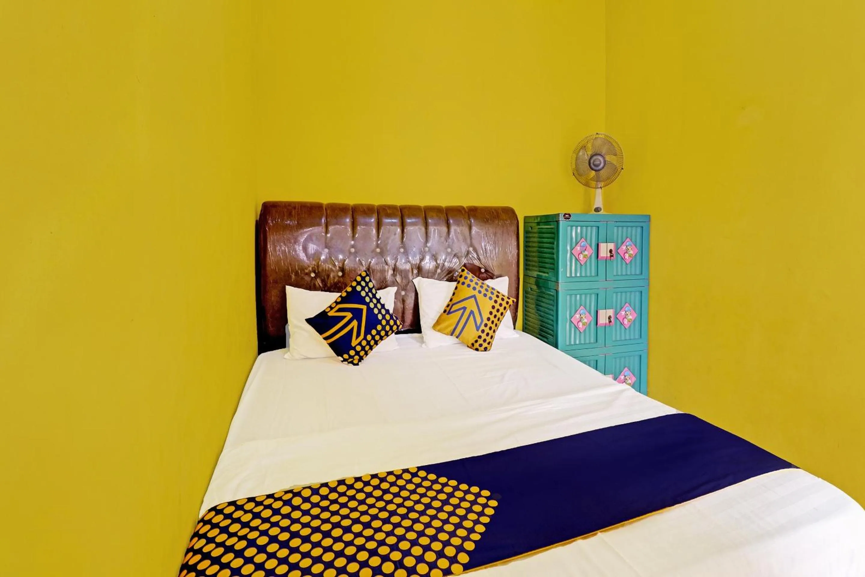 Bedroom, Bed in OYO Life 91478 Wisma Aura Syariah