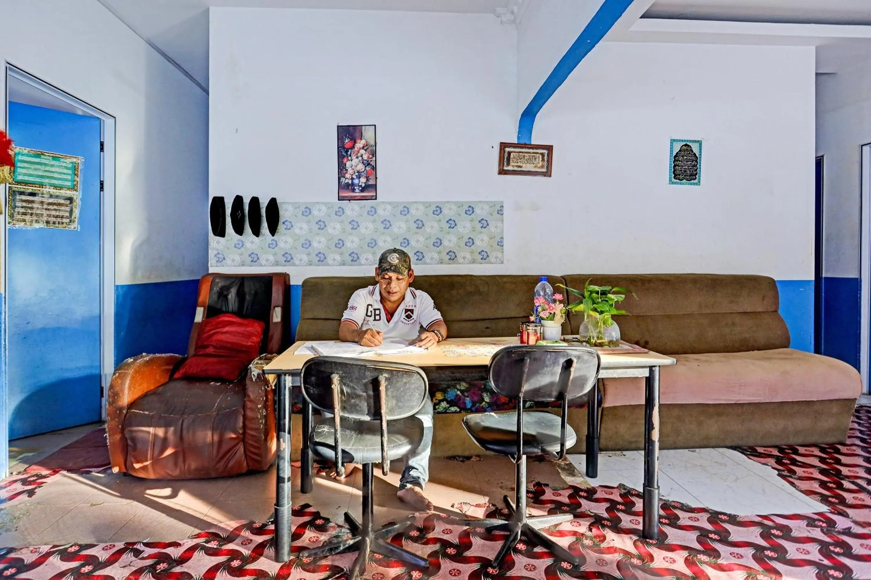 Lobby or reception in Hotel O Suci Homestay SyariahNearKilas 7 TV