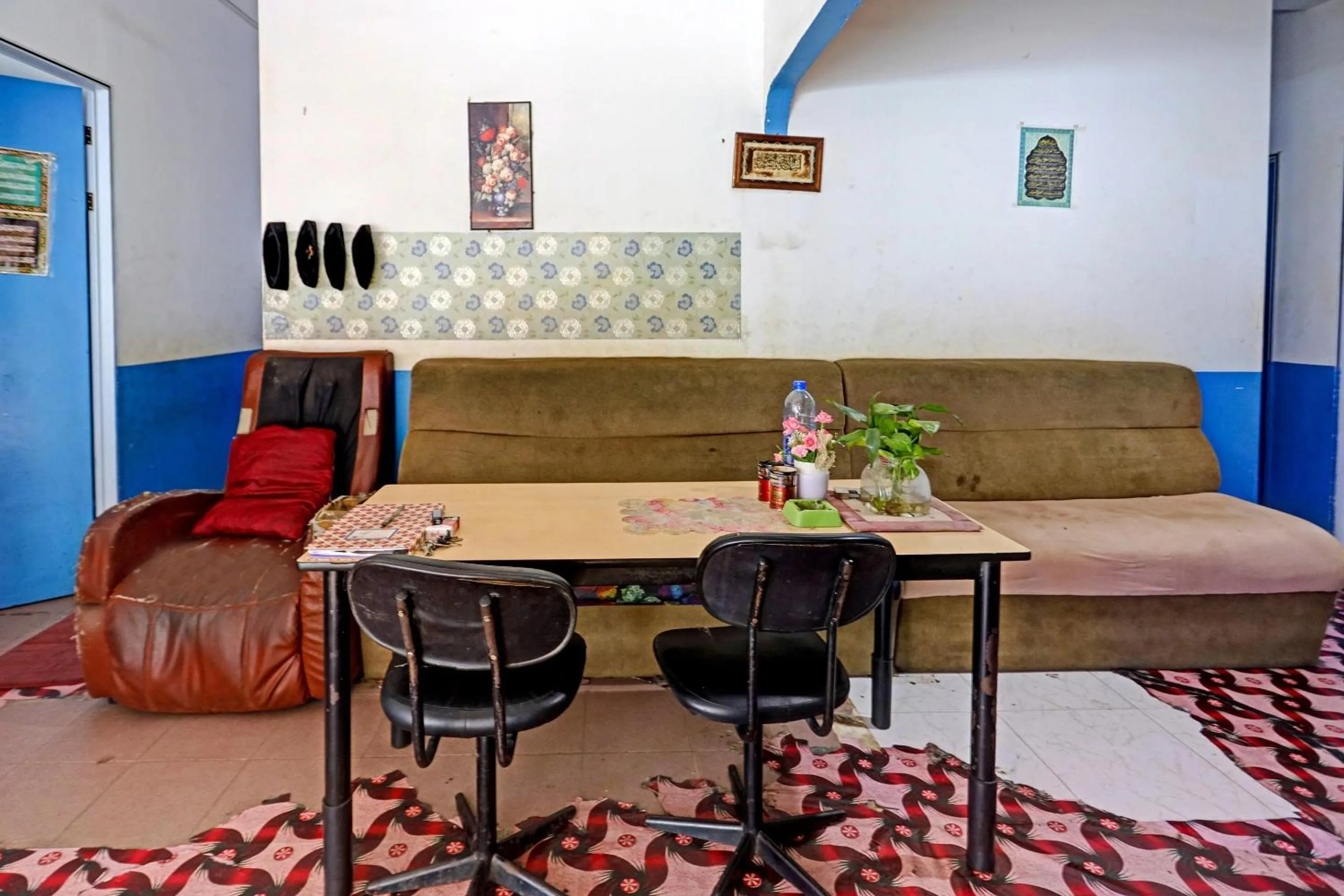 Lobby or reception in Hotel O Suci Homestay SyariahNearKilas 7 TV