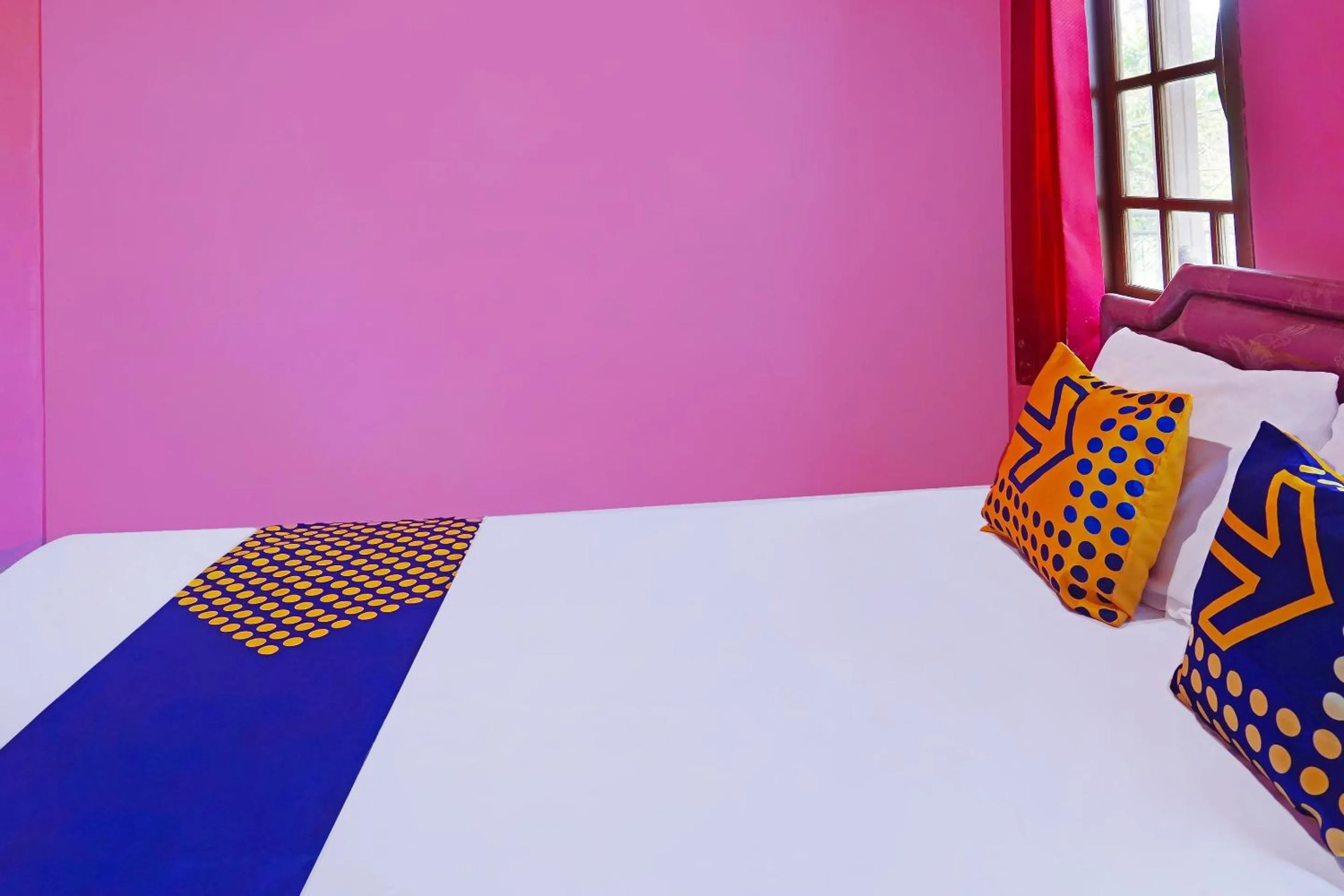 Bedroom in SPOT ON 91527 As-sakinah Homestay Syariah