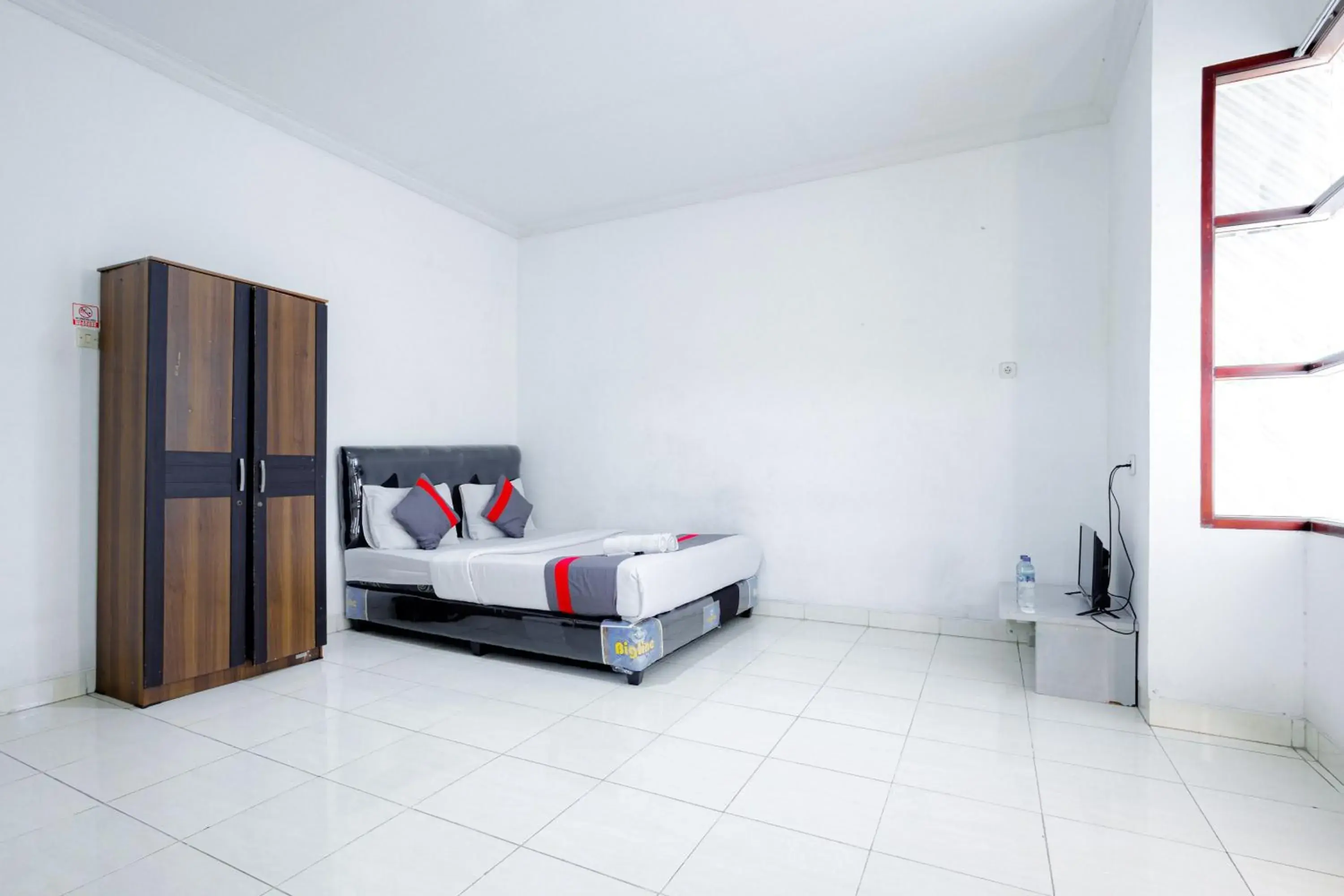 J&B Rooms Tomang Jakarta Mitra RedDoorz J&B Rooms Tomang Jakarta Mitra RedDoorz