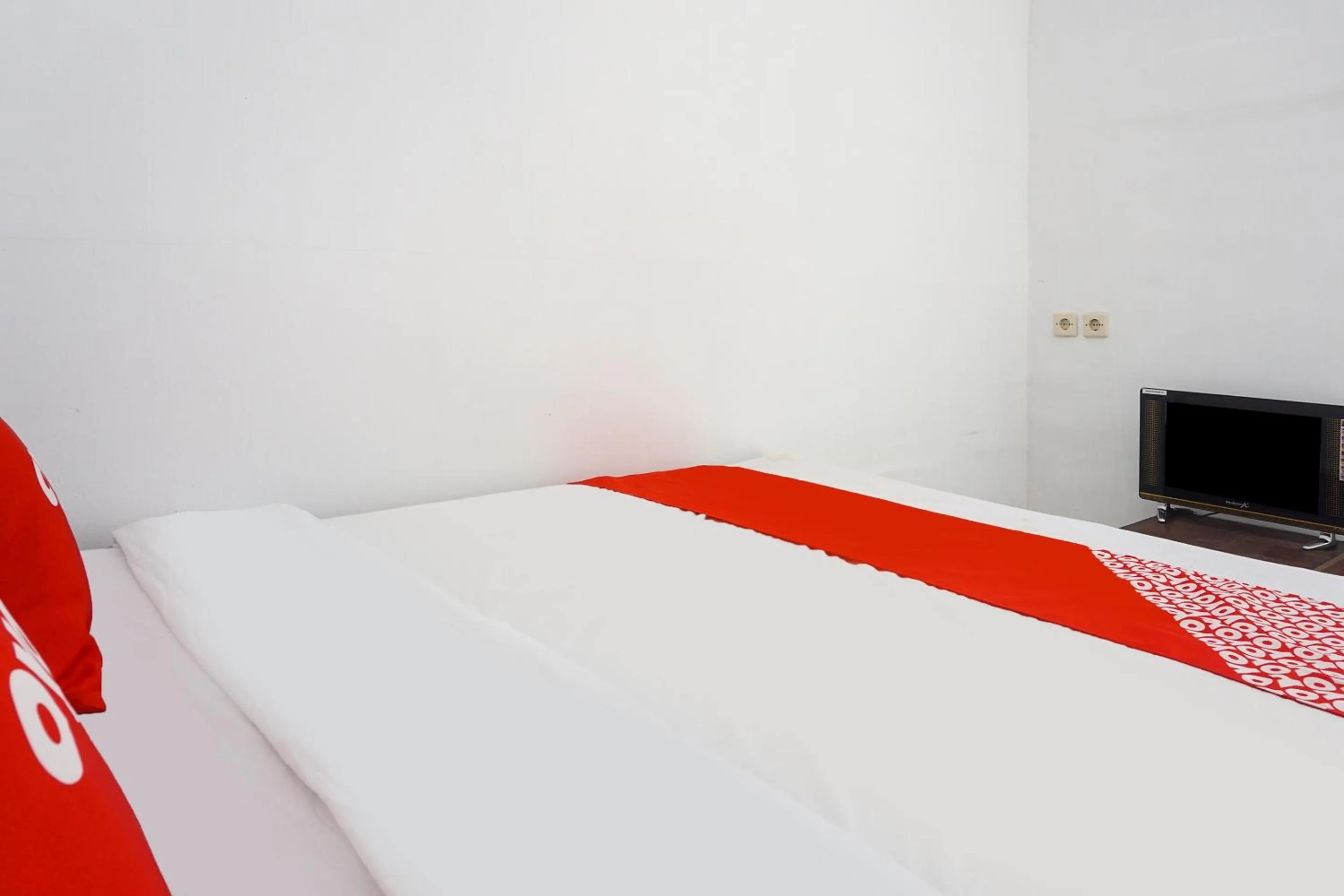 Bedroom, Bed in OYO Life 91544 Homestay Biru Blukid