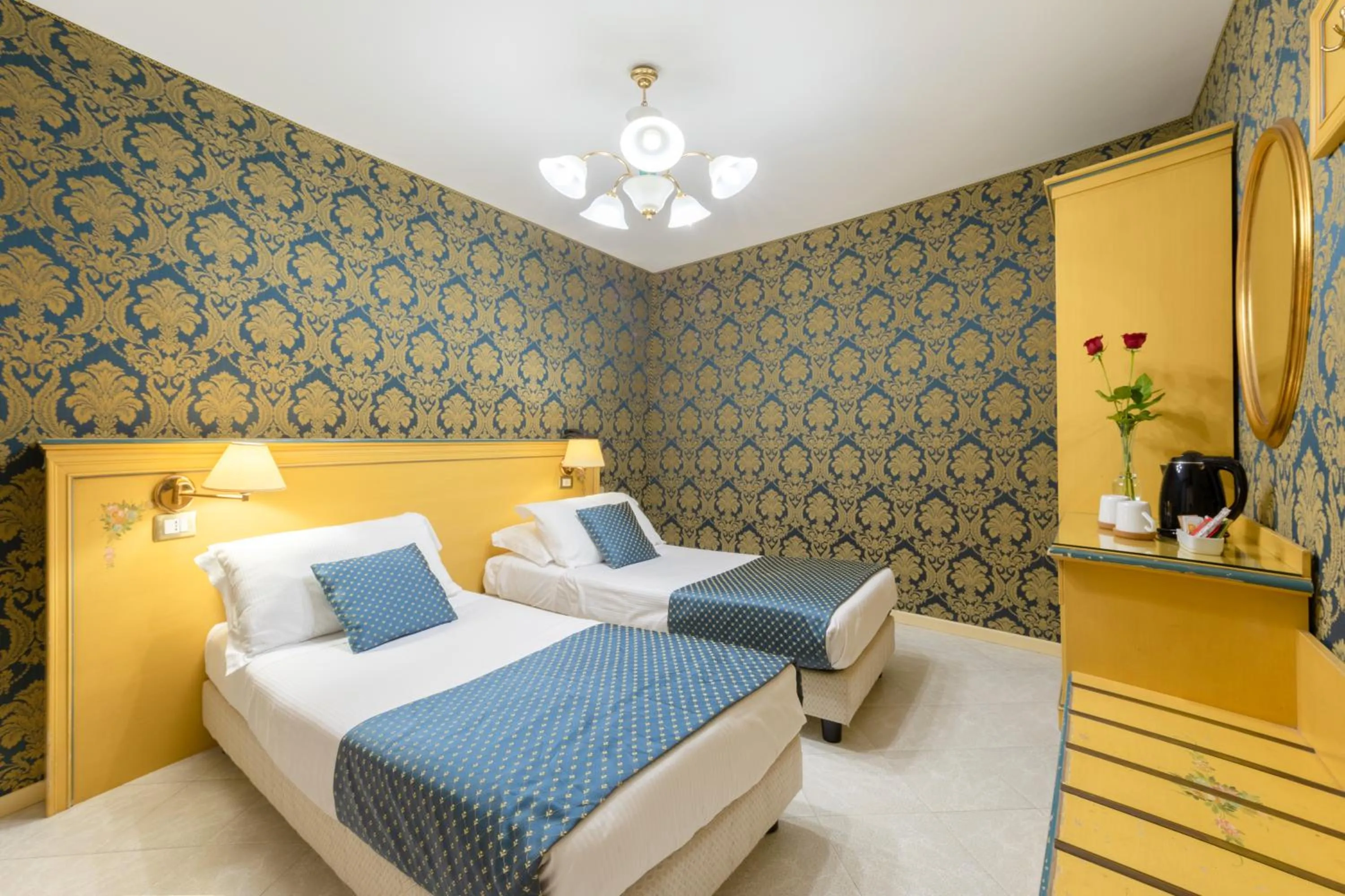 Photo of the whole room, Bed in Hotel San Giorgio