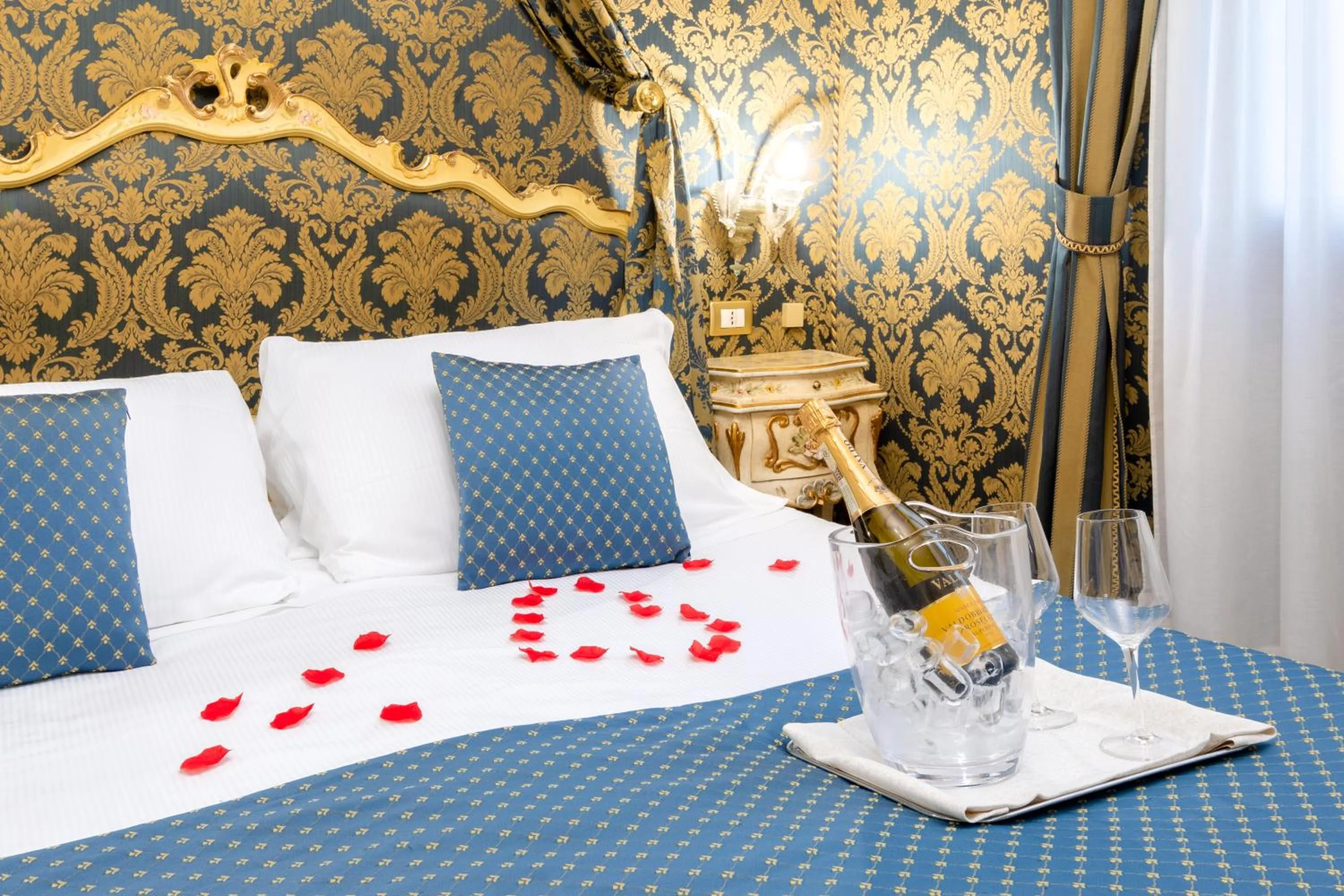 Bed in Hotel San Giorgio