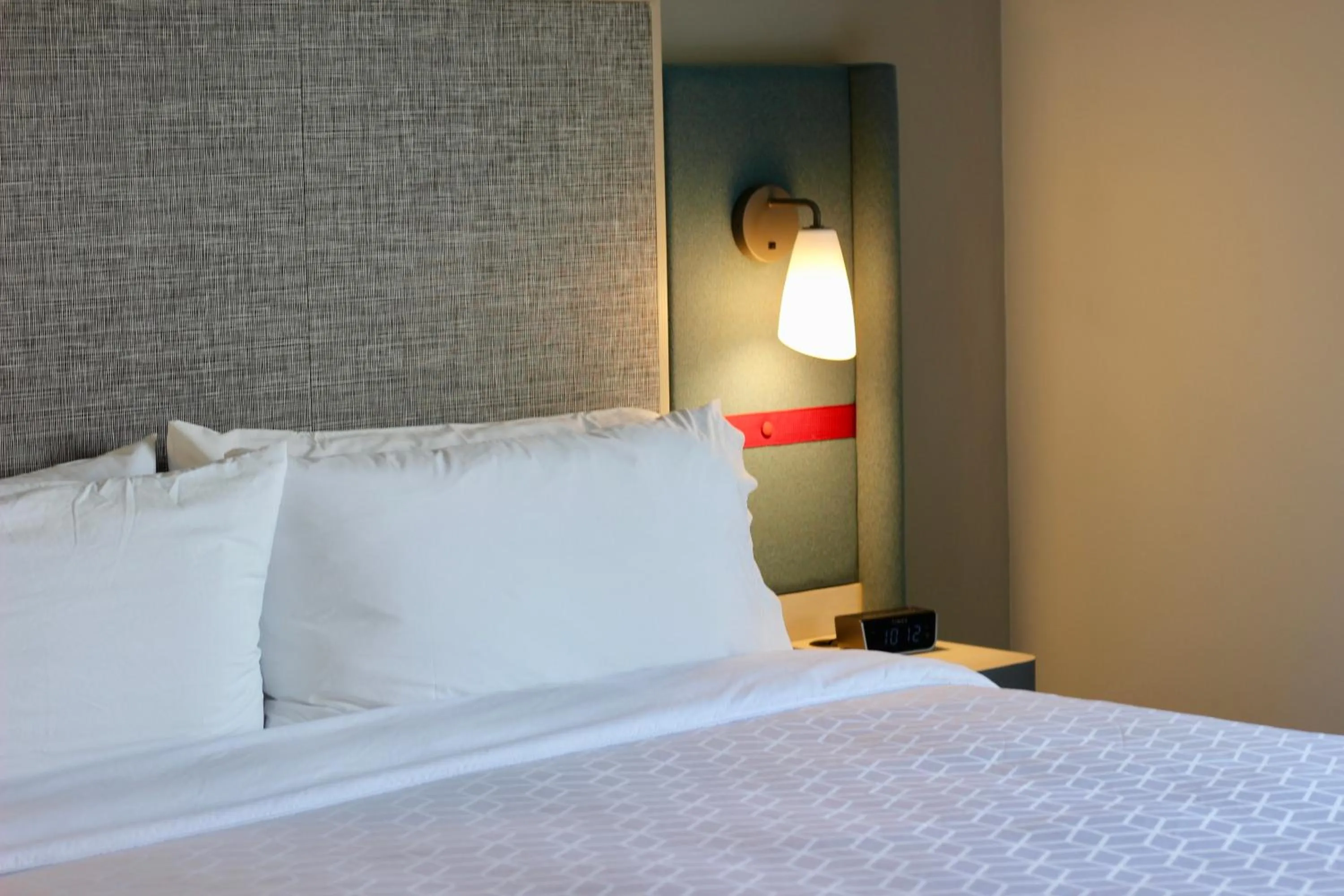 Bed in avid hotels - Guadalajara Av Vallarta Pte by IHG