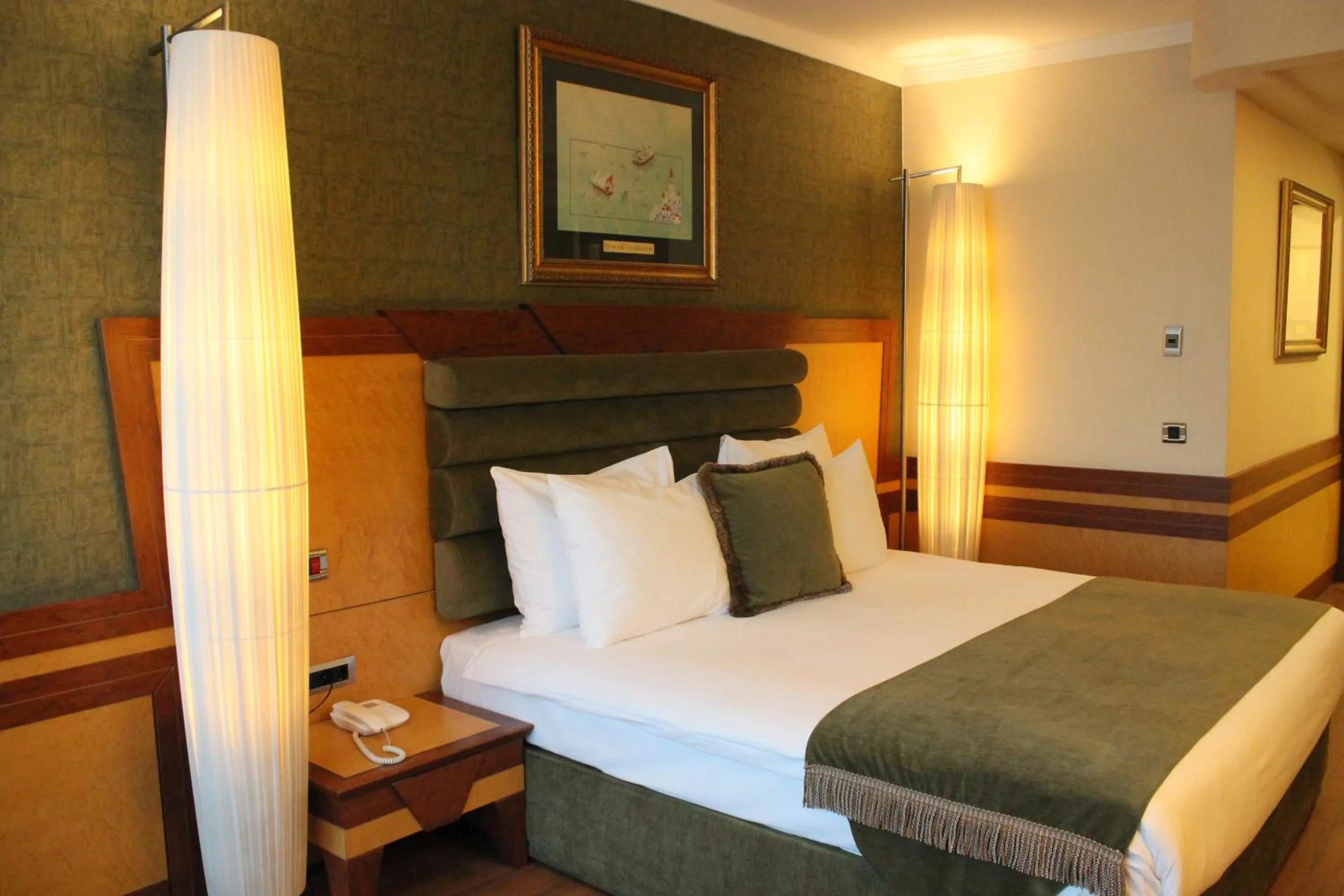 Photo of the whole room, Bed in Byotell Istanbul