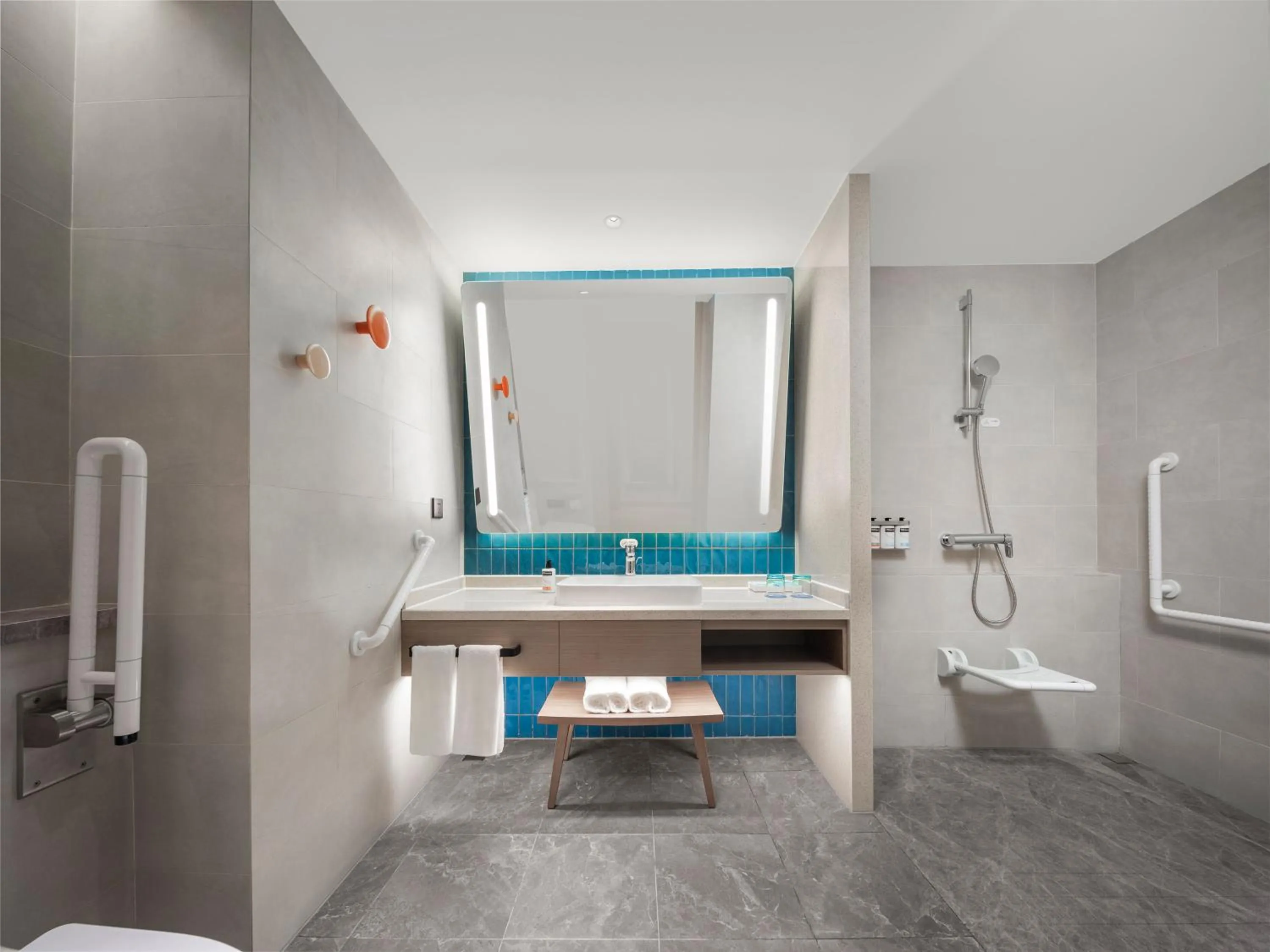 Photo of the whole room in Holiday Inn Express Tengchong Hot-Spring by IHG