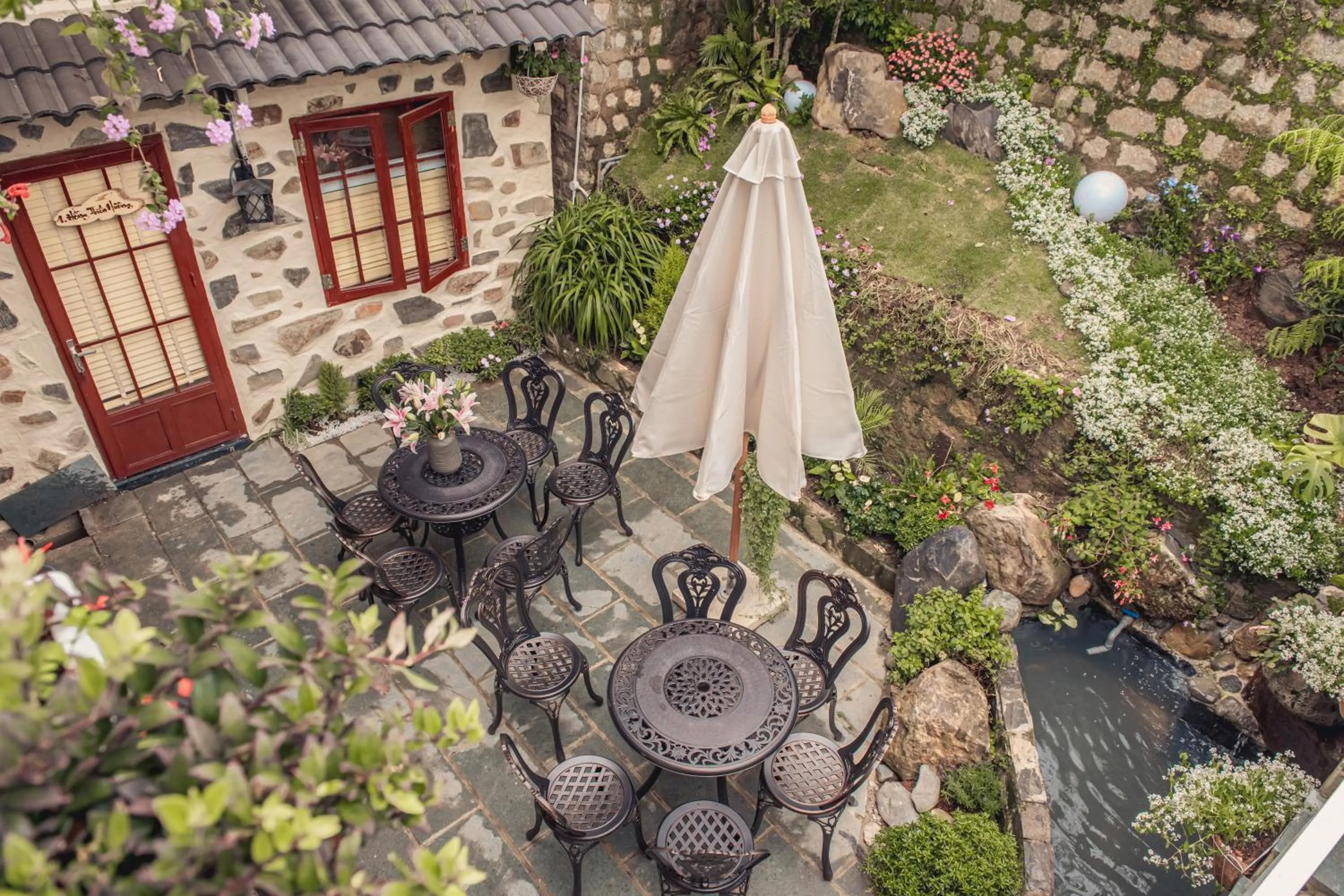 Garden view in Villa Hoa Da