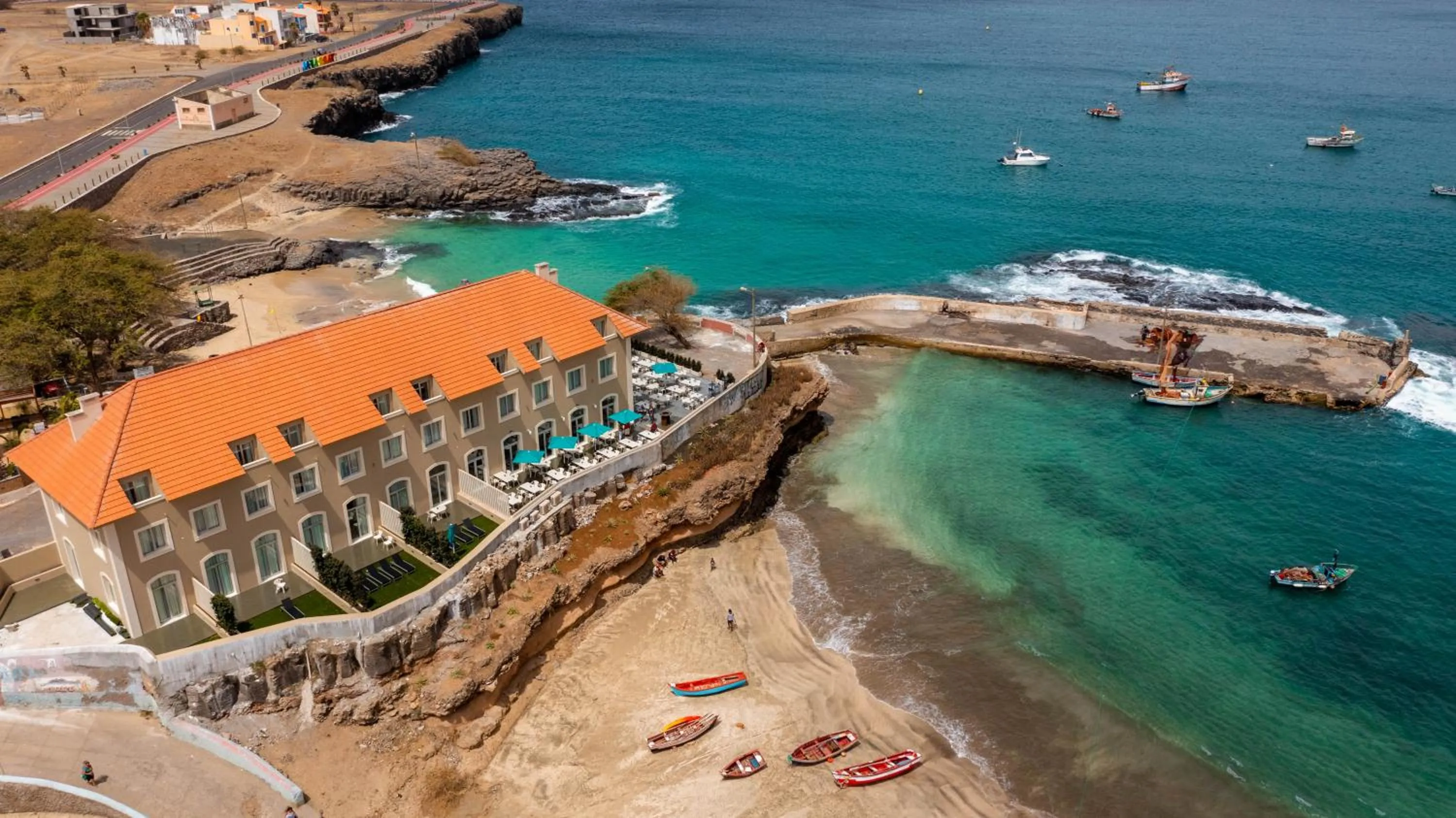 Property building in Oasis Tarrafal Alfandega Suites