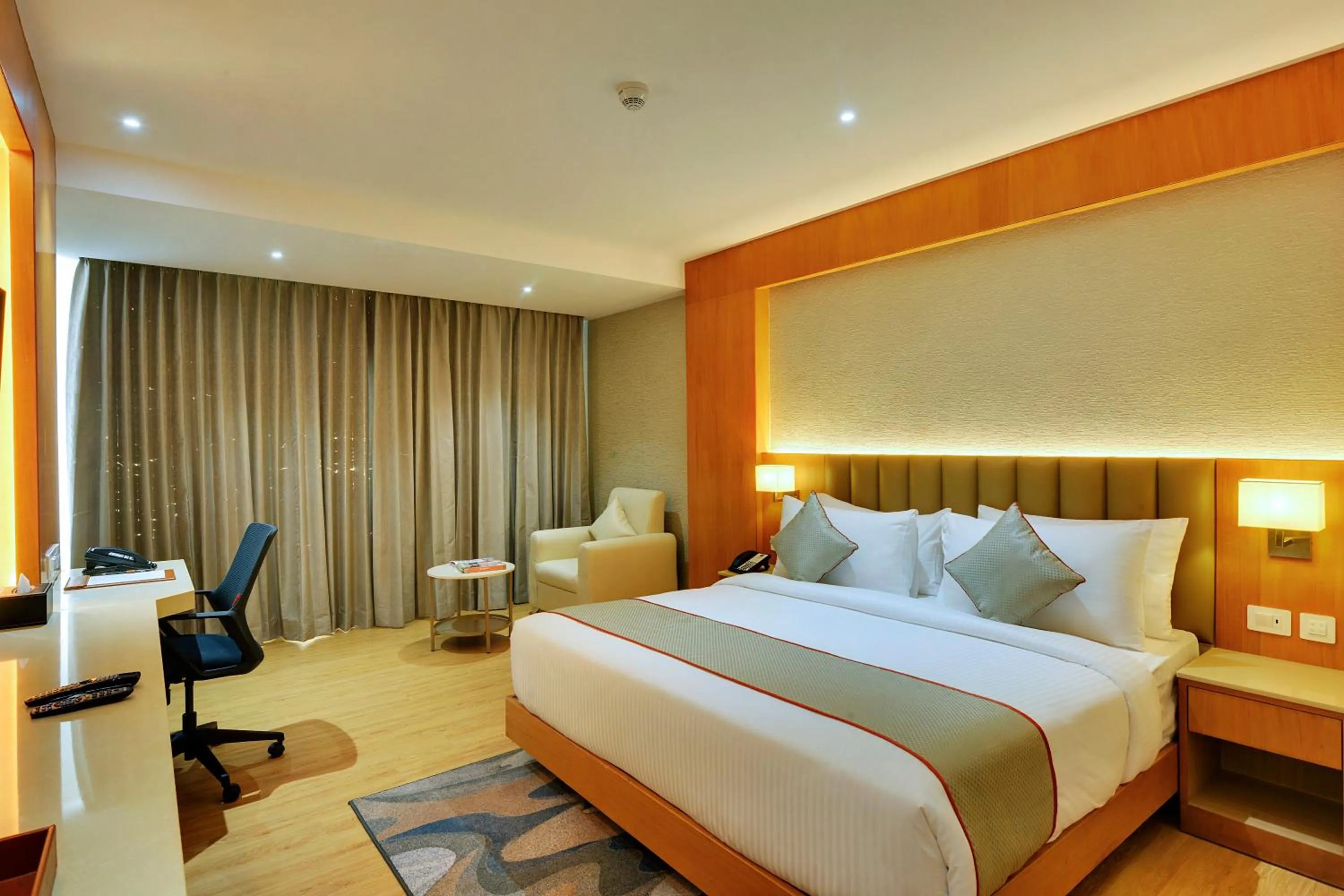 Bedroom, Bed in Clarion Hotel Bangalore