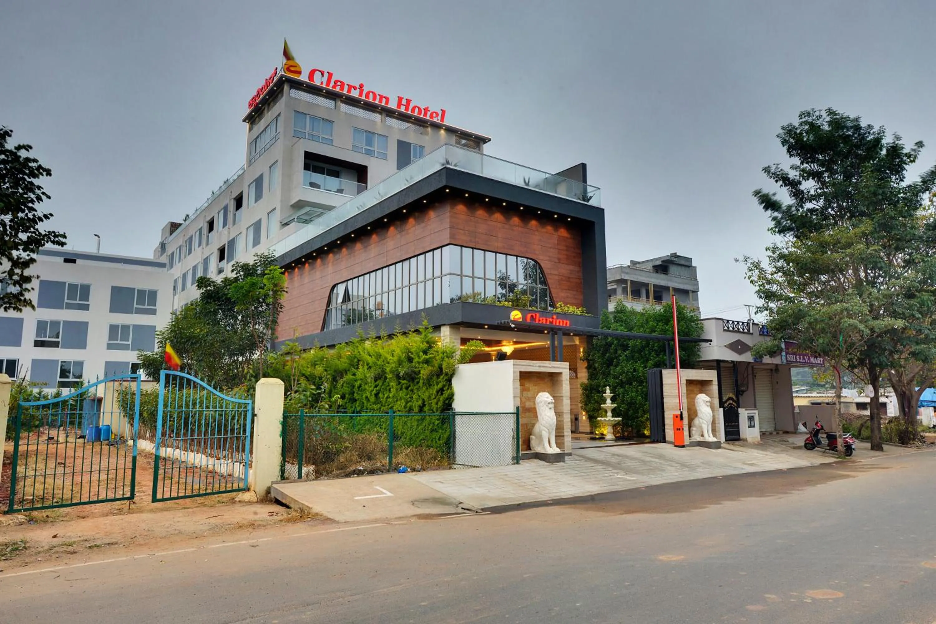 Property building in Clarion Hotel Bangalore