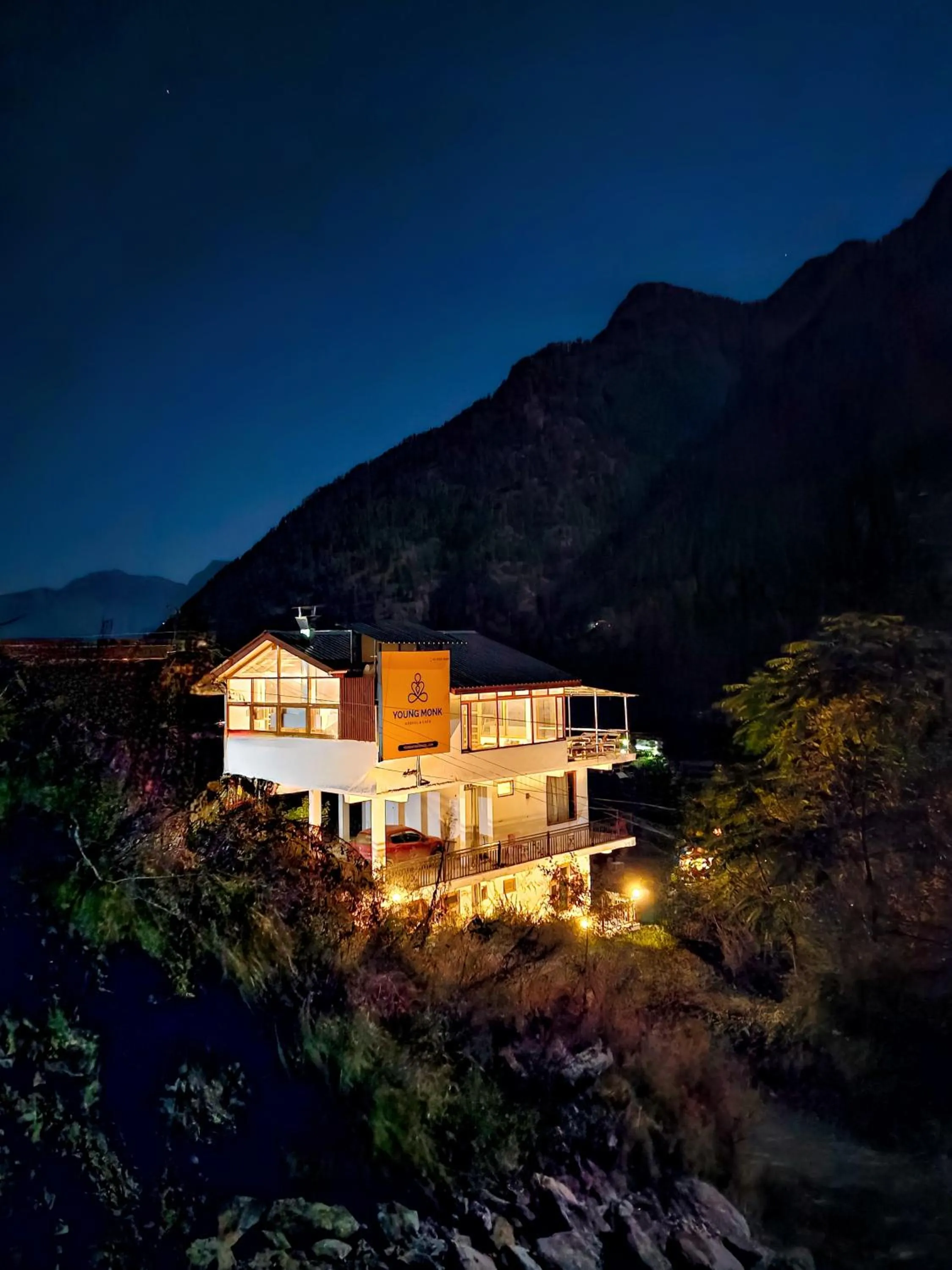 Property building in Young Monk Homestay Jibhi