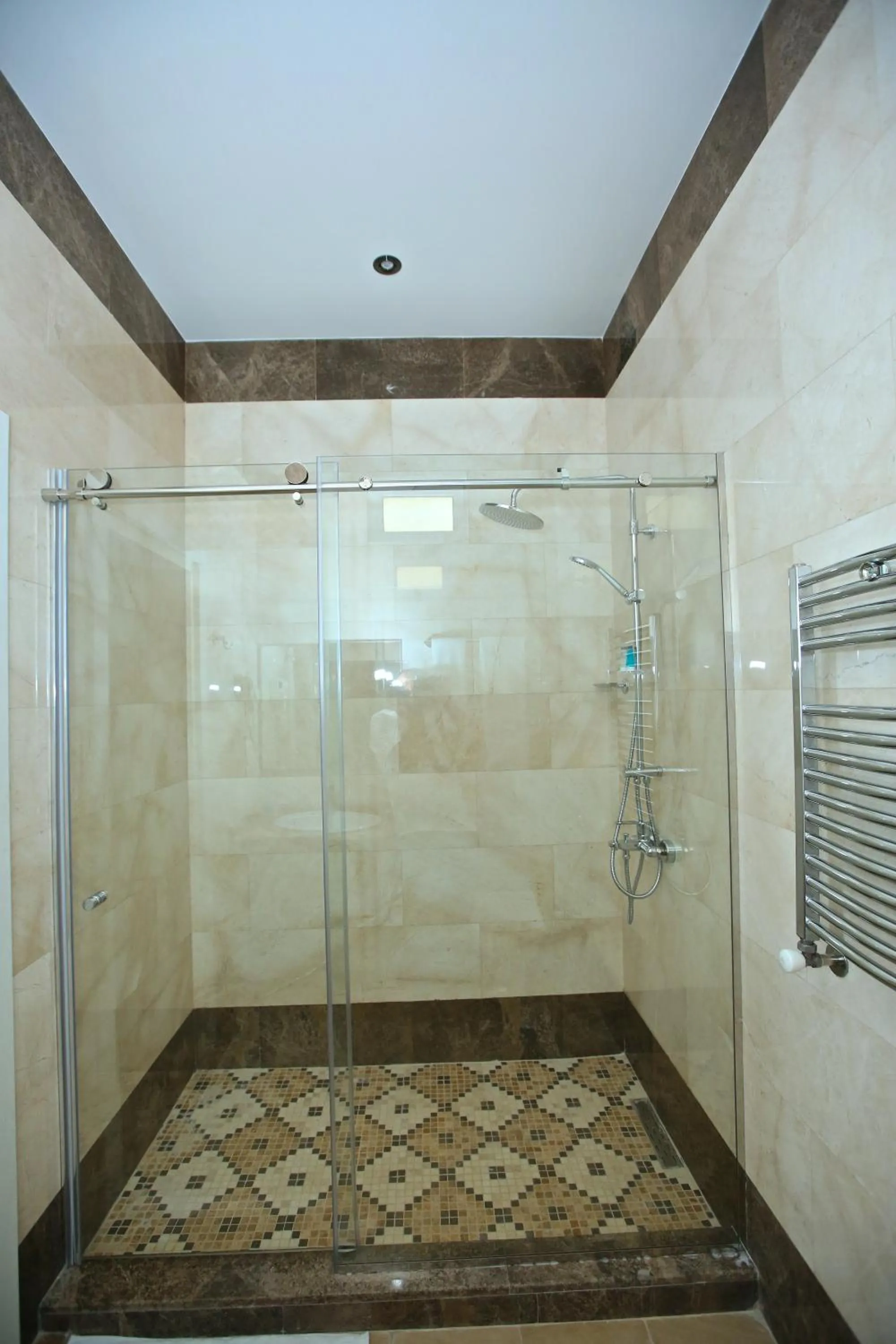 Bathroom in Miraj Hotel
