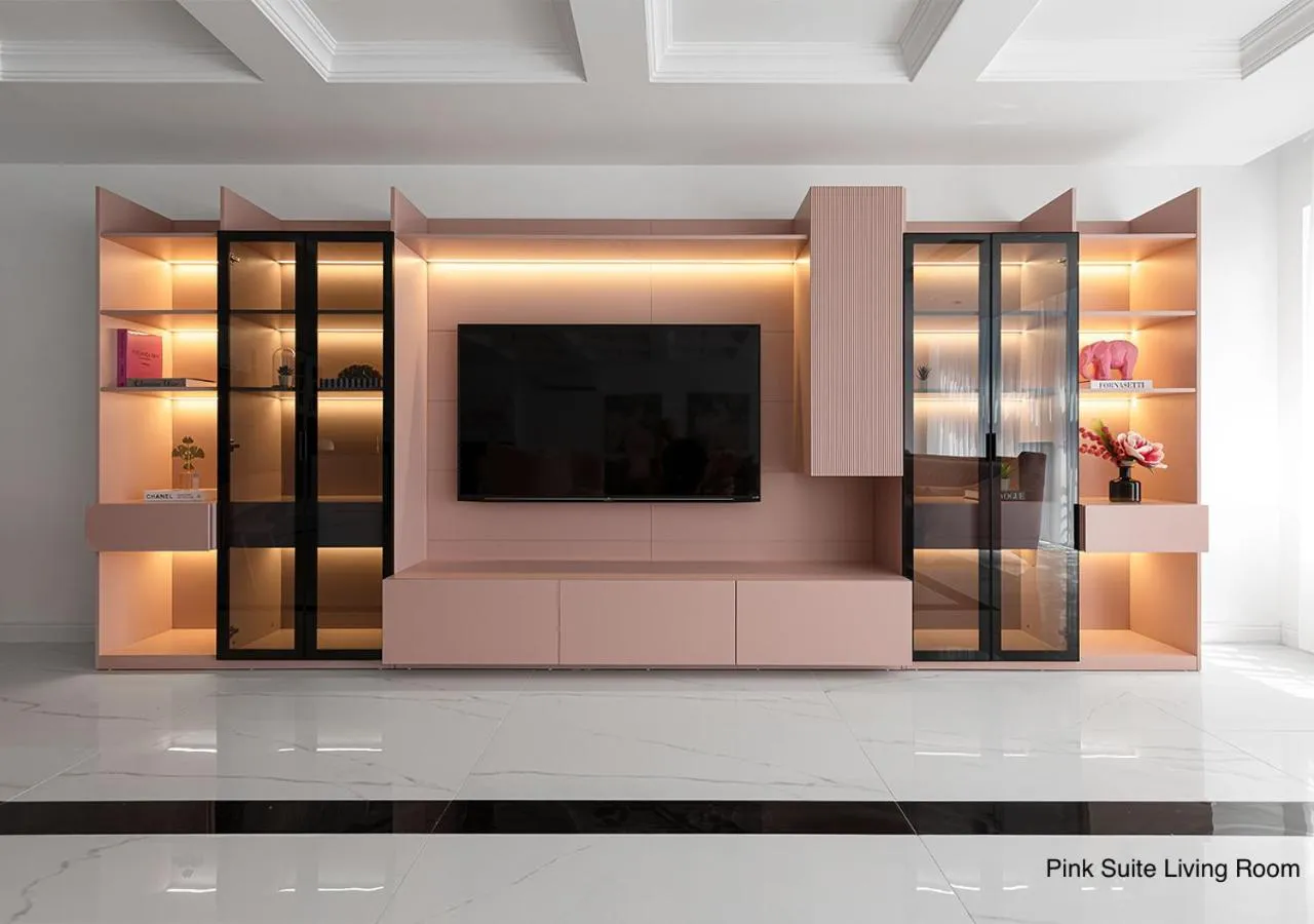 Communal lounge/ TV room in Luxury Suites by NOK ISTANBUL NISANTASI