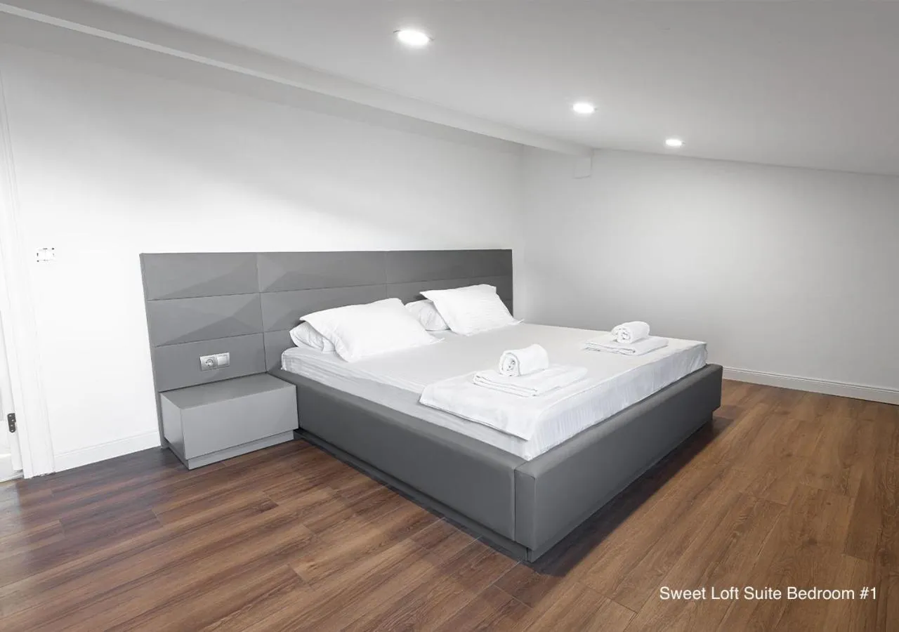 Bed in Luxury Suites by NOK ISTANBUL NISANTASI