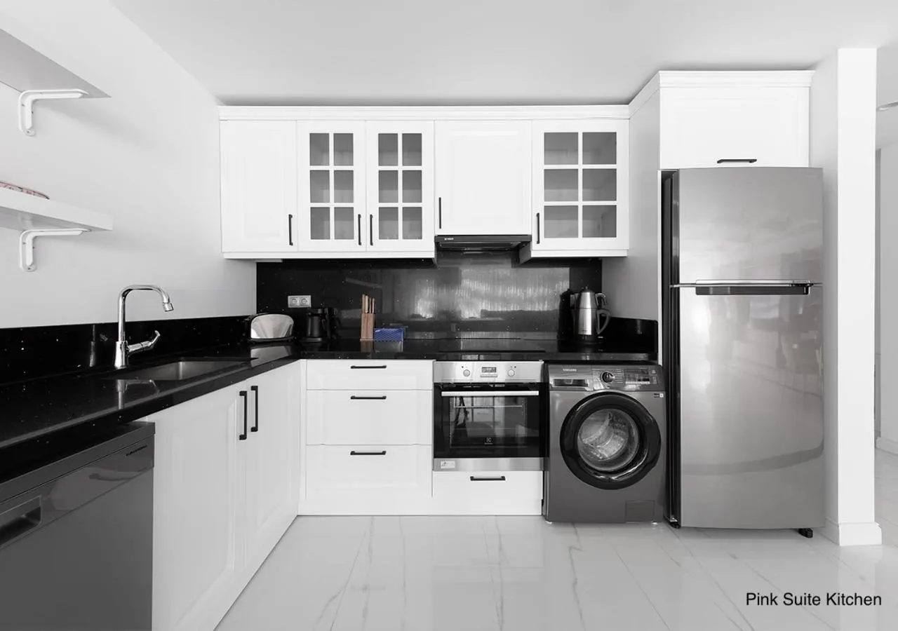 Kitchen or kitchenette in Luxury Suites by NOK ISTANBUL NISANTASI