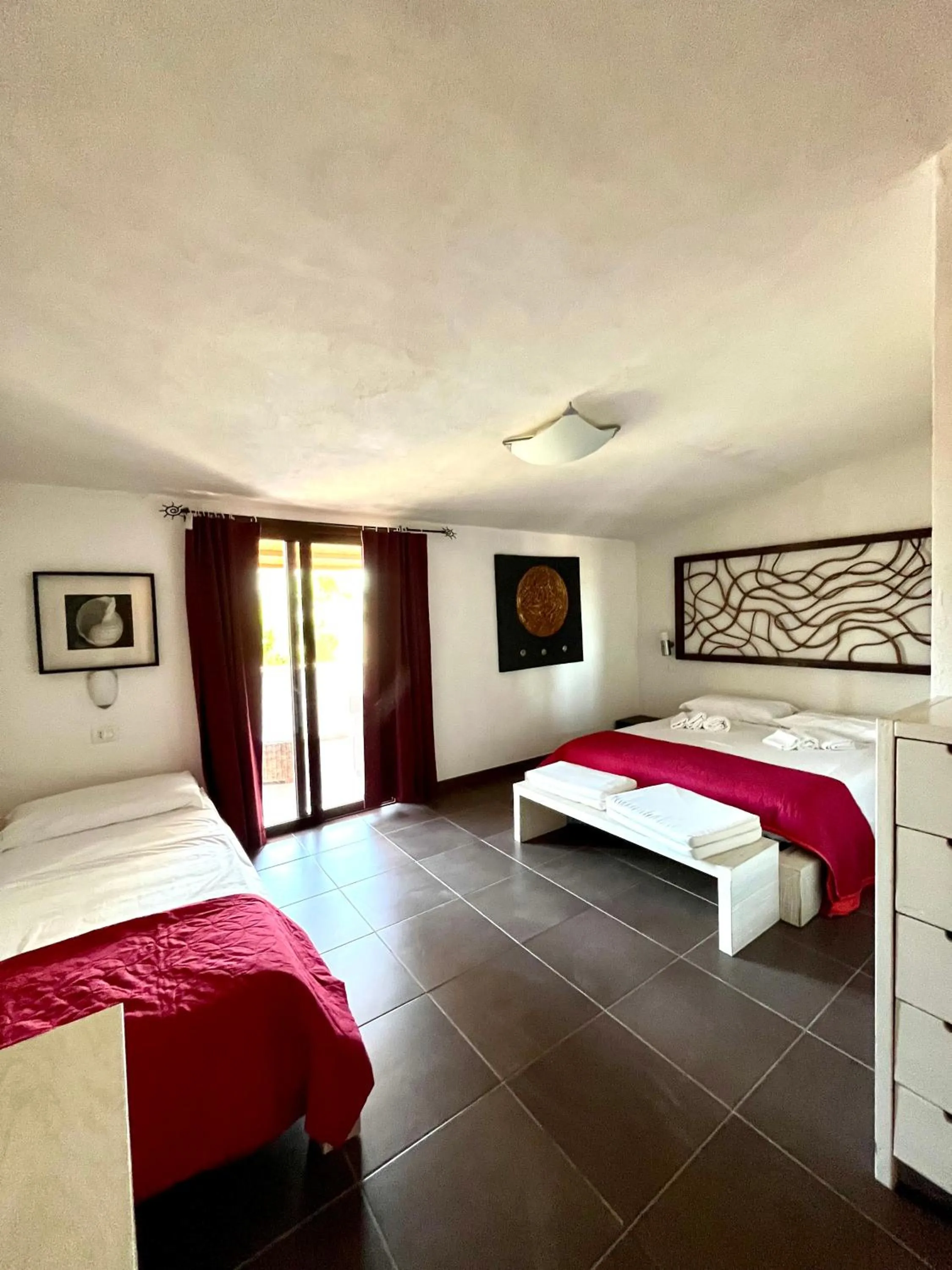 Photo of the whole room, Bed in Residenza Collina Dei Pini