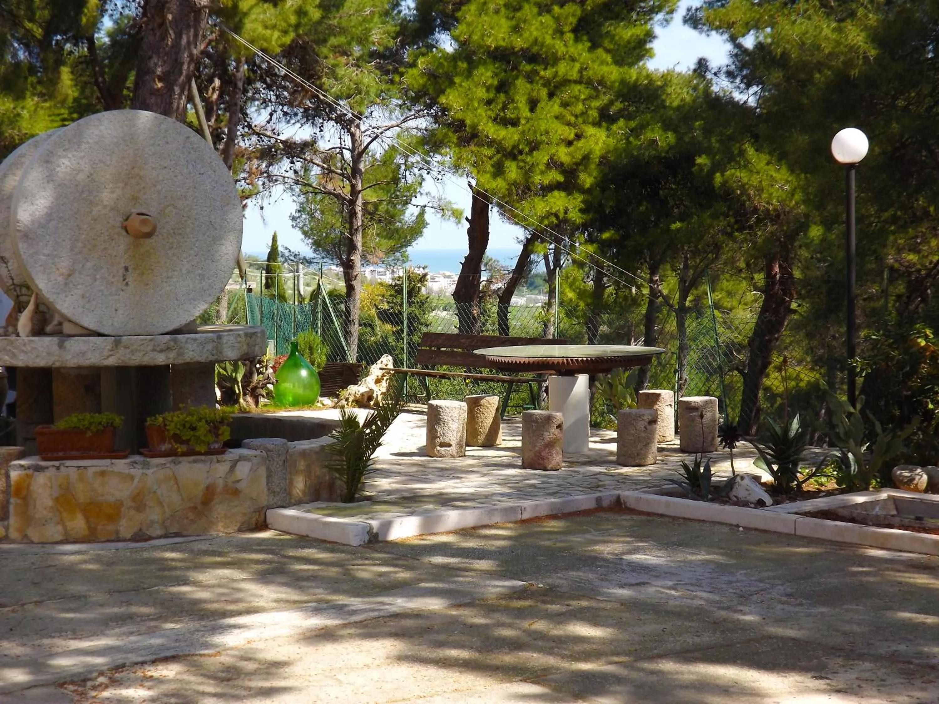 Decorative detail in Residenza Collina Dei Pini