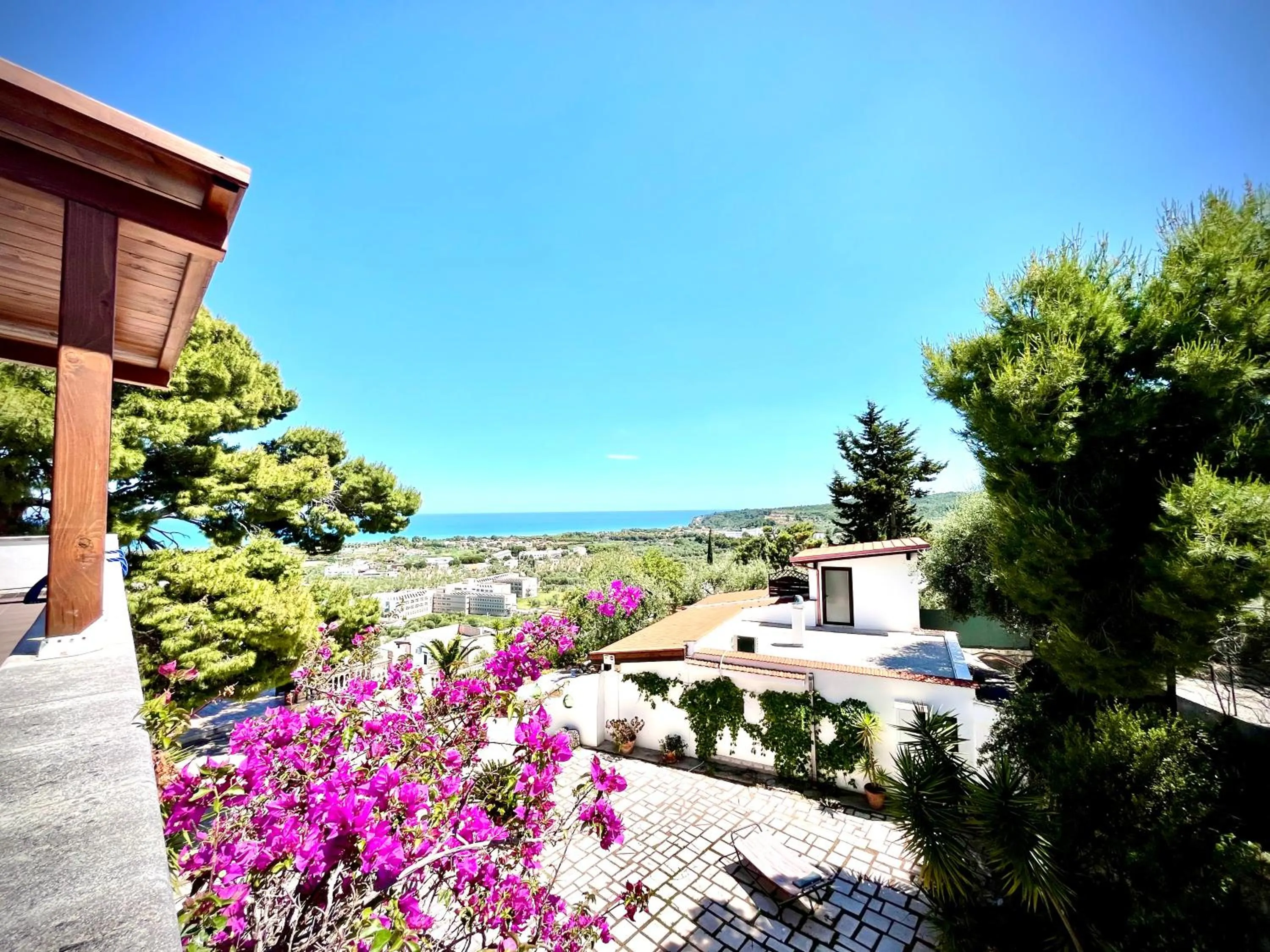Natural landscape in Residenza Collina Dei Pini