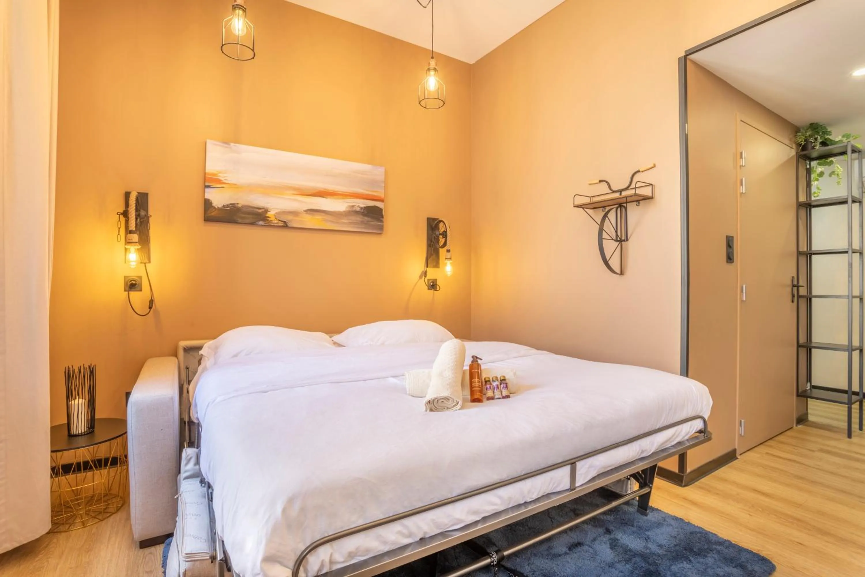 Bed in ADIRA Résid'Marseille Vieux-port 2 étoiles