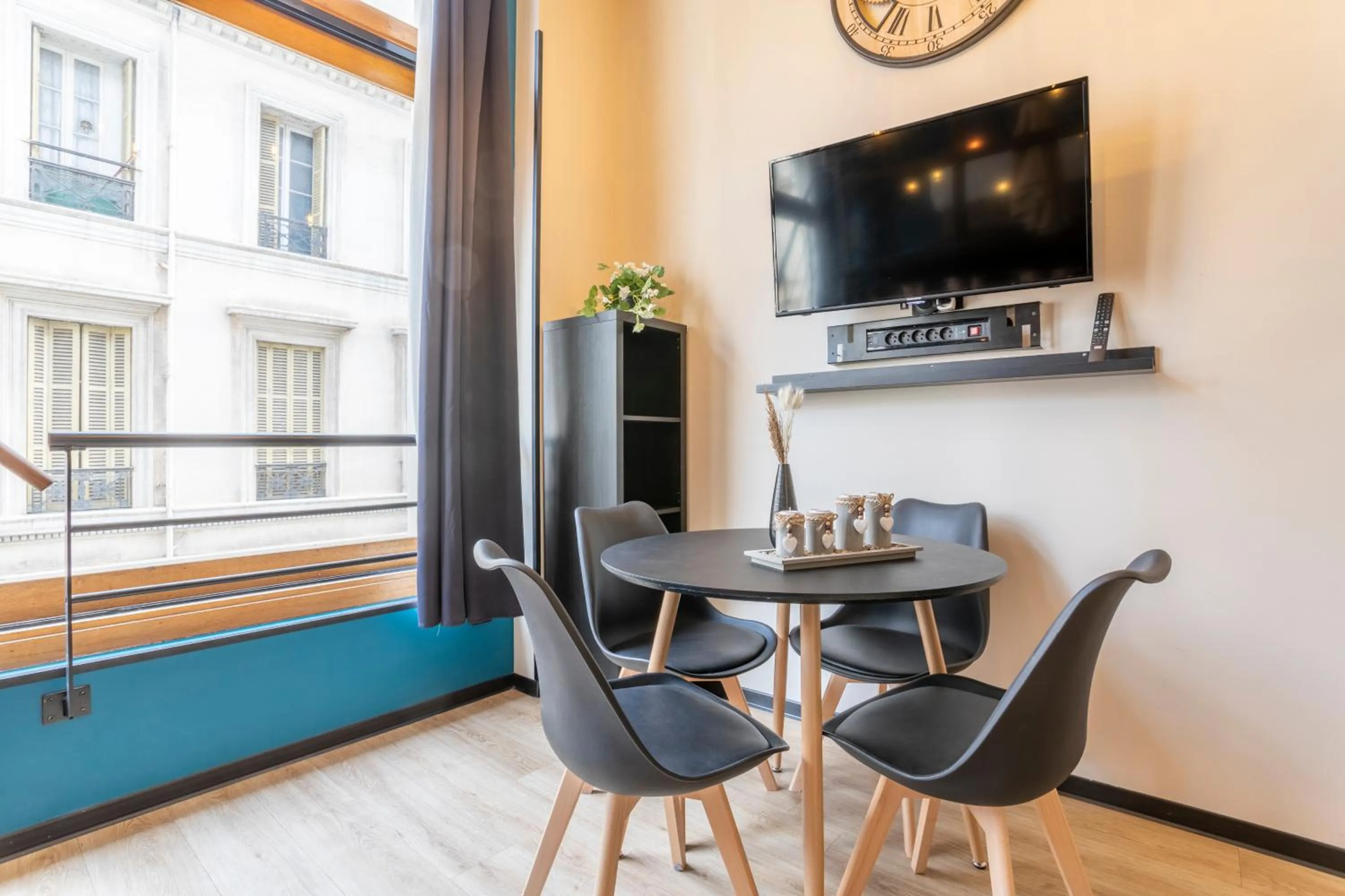 Communal lounge/ TV room in ADIRA Résid'Marseille Vieux-port 2 étoiles