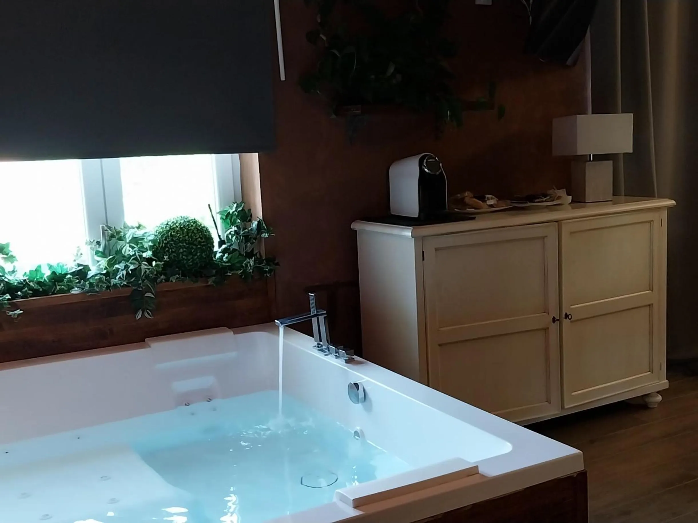 Hot Tub in Boutique Relais Villa Sofia