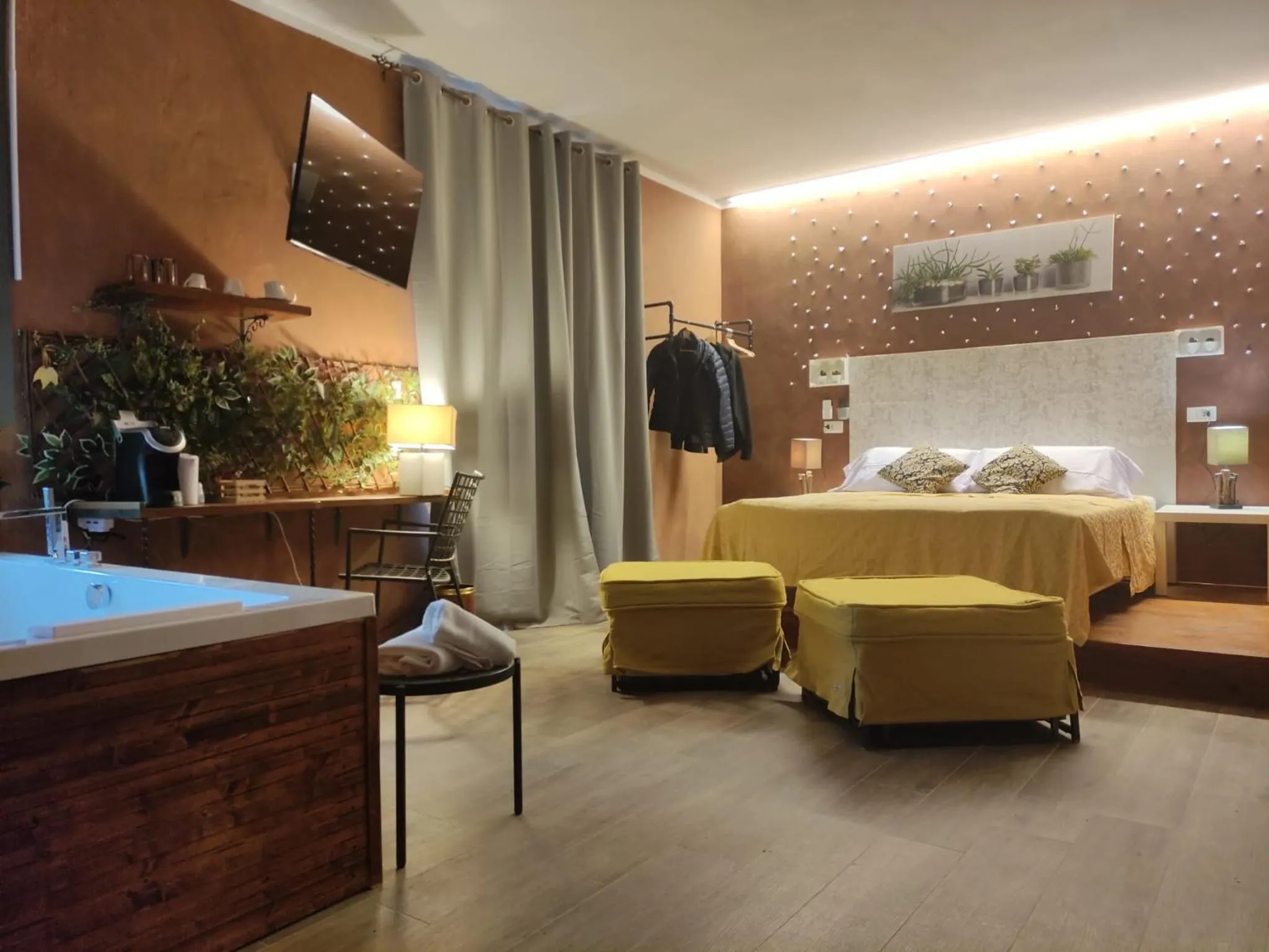 TV and multimedia, Bed in Boutique Relais Villa Sofia