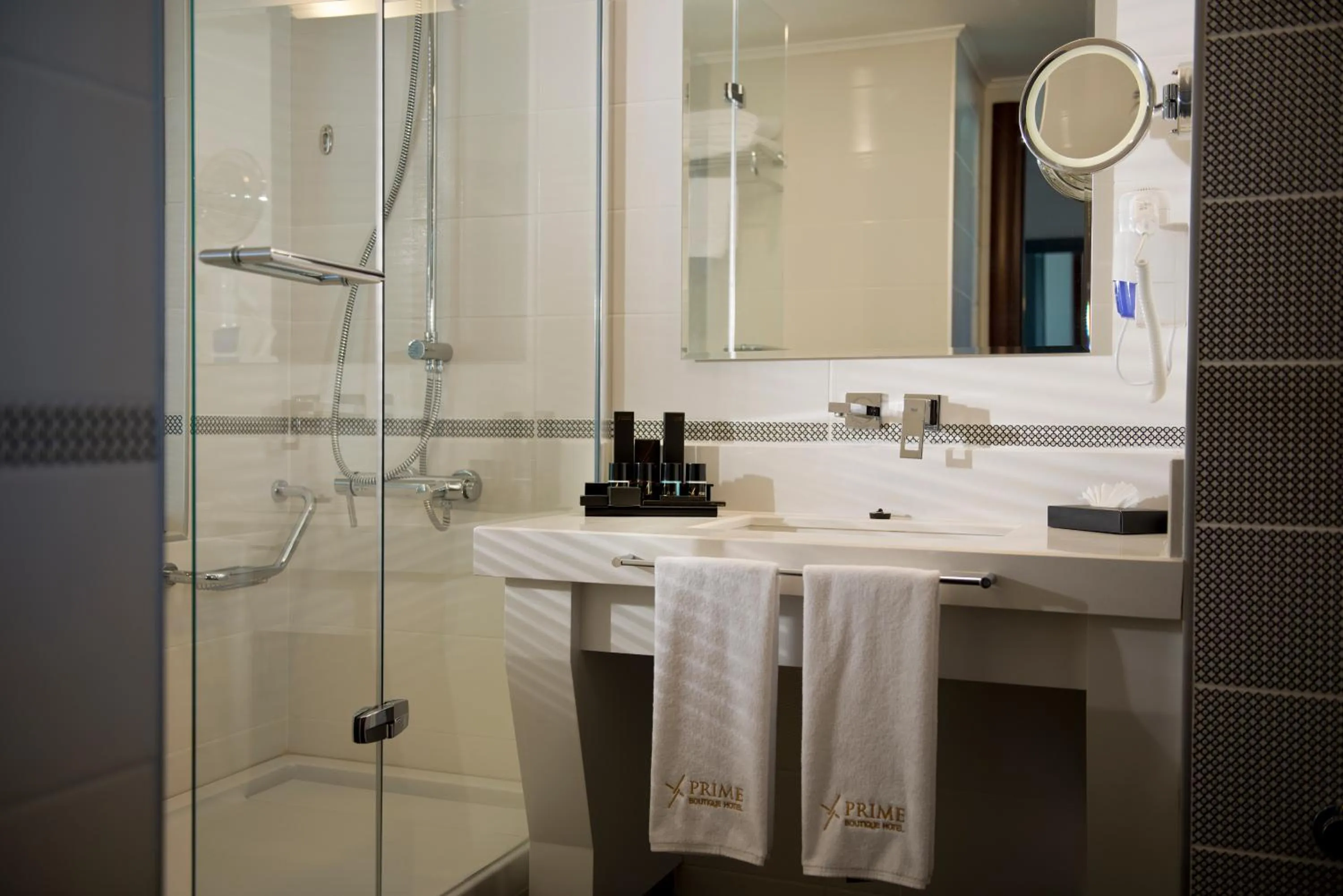 Shower in Prime Boutique Hotel