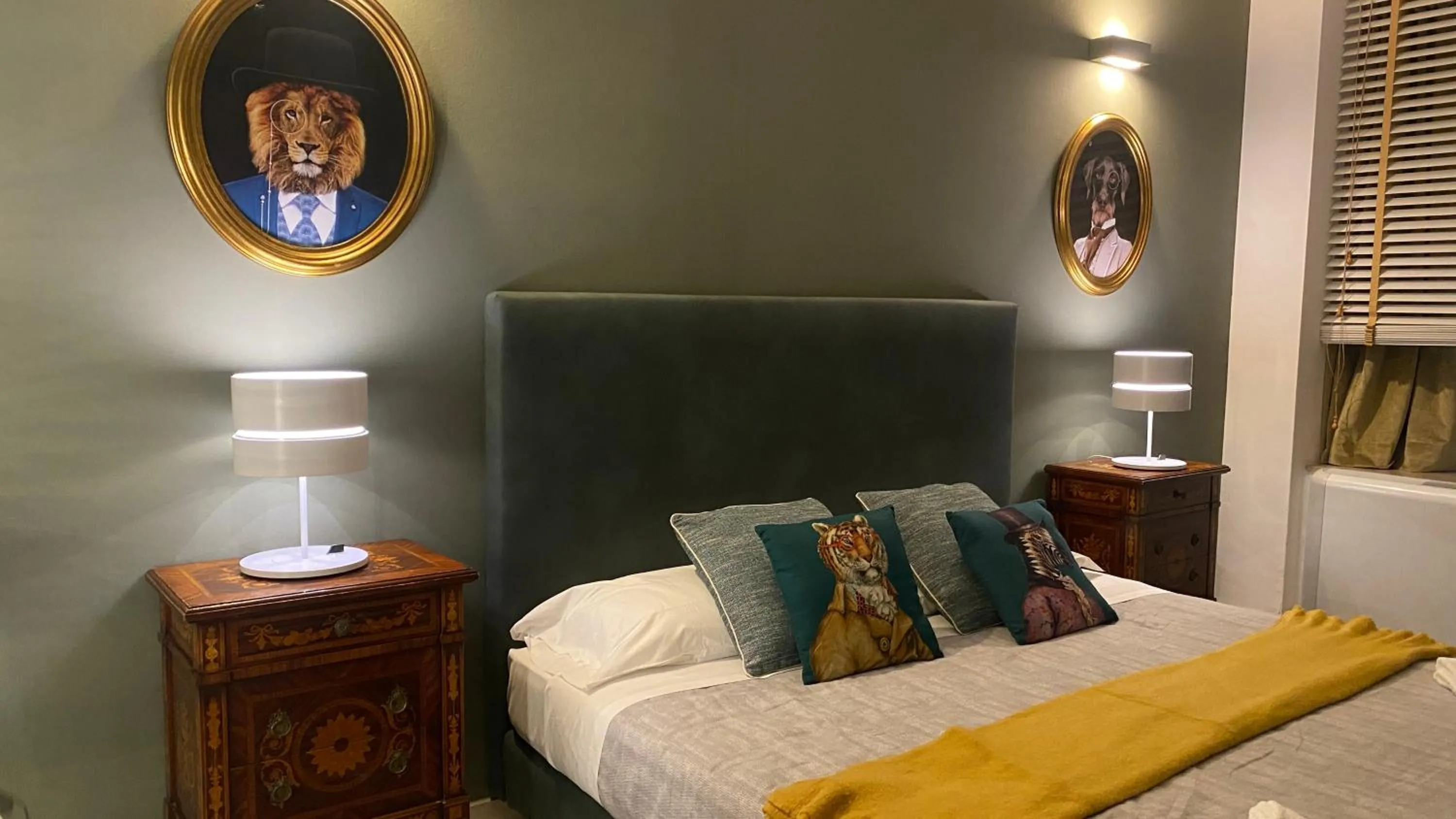 Bed in The KING of MILAN