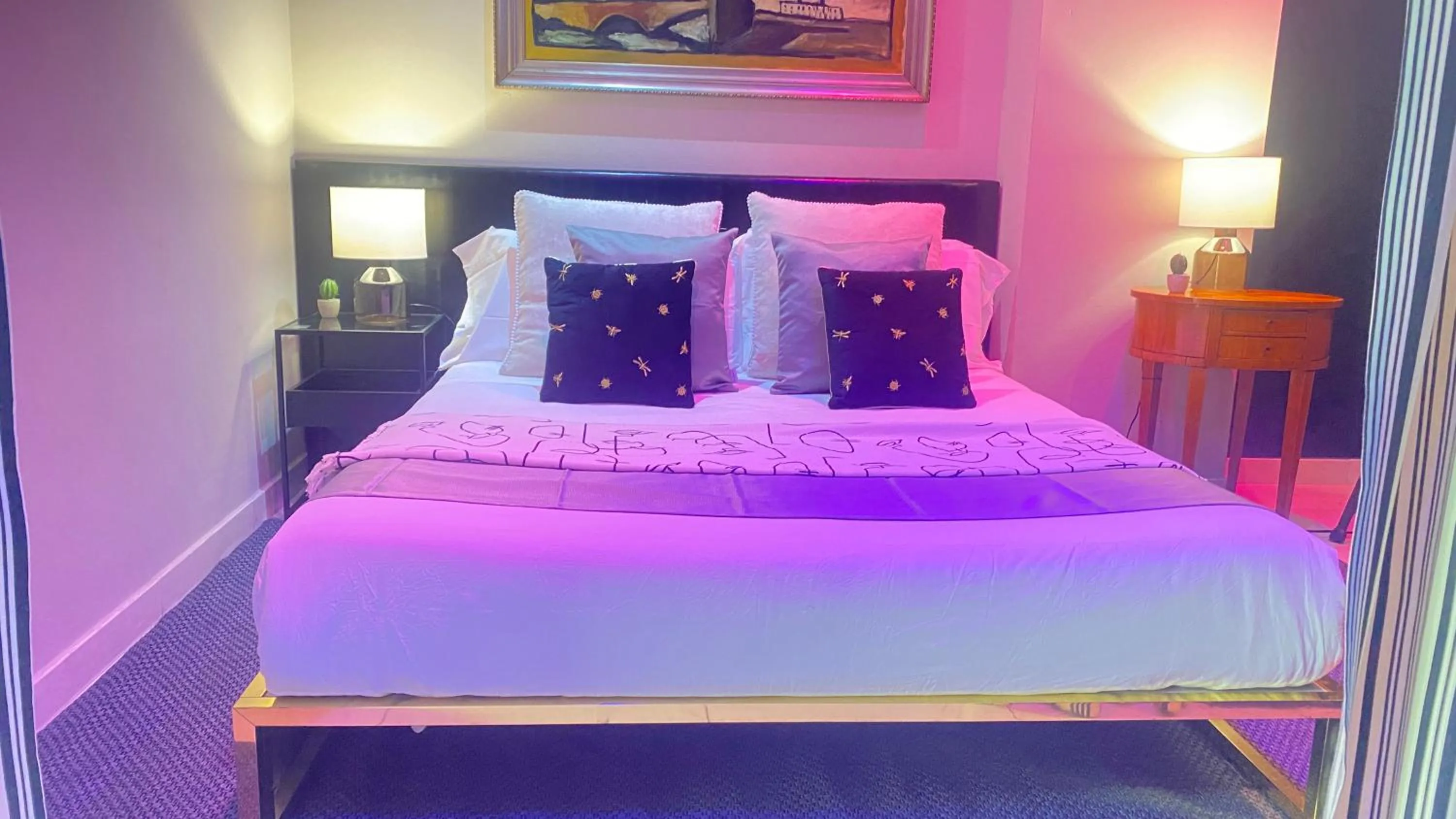 Bed in The KING of MILAN