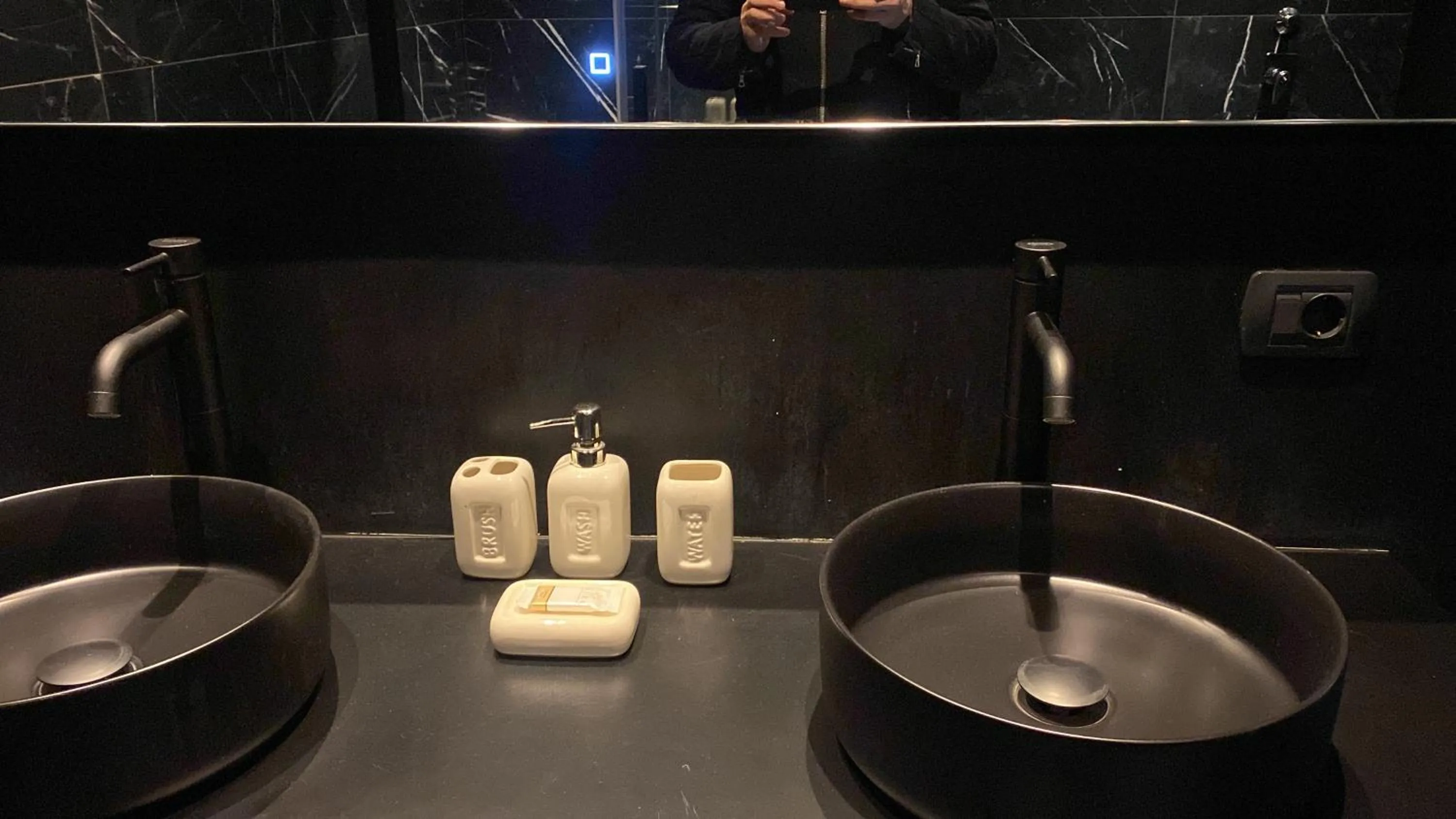 Bathroom in The KING of MILAN