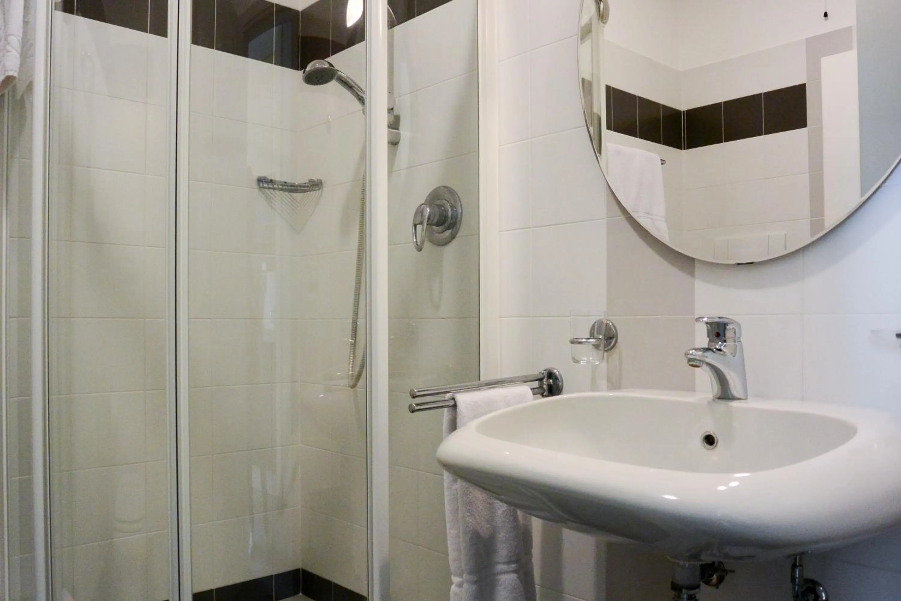 Bathroom in Vista Hotel & Residence