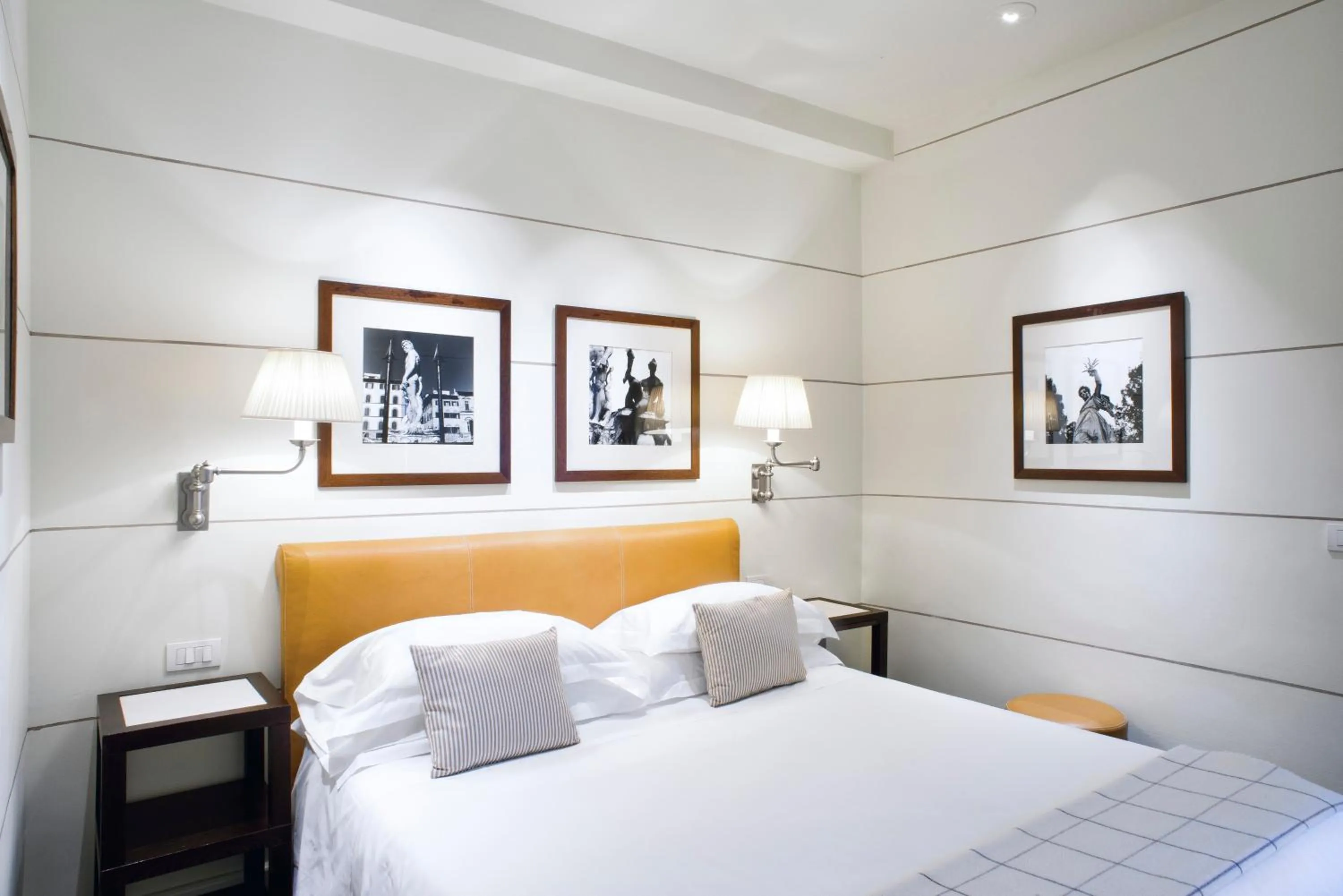 Bedroom, Bed in Gallery Hotel Art - Lungarno Collection