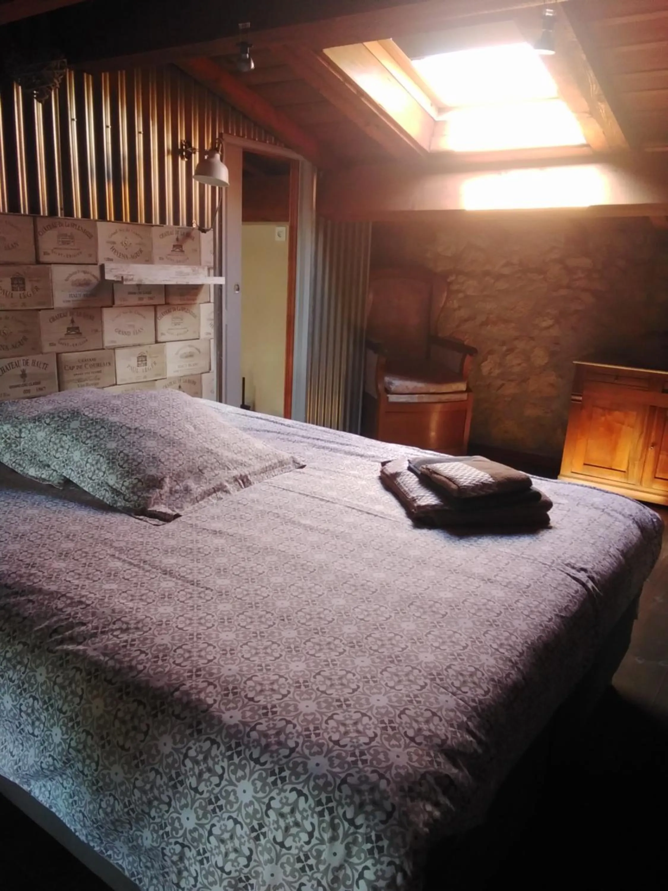 Bedroom, Bed in La Girondine