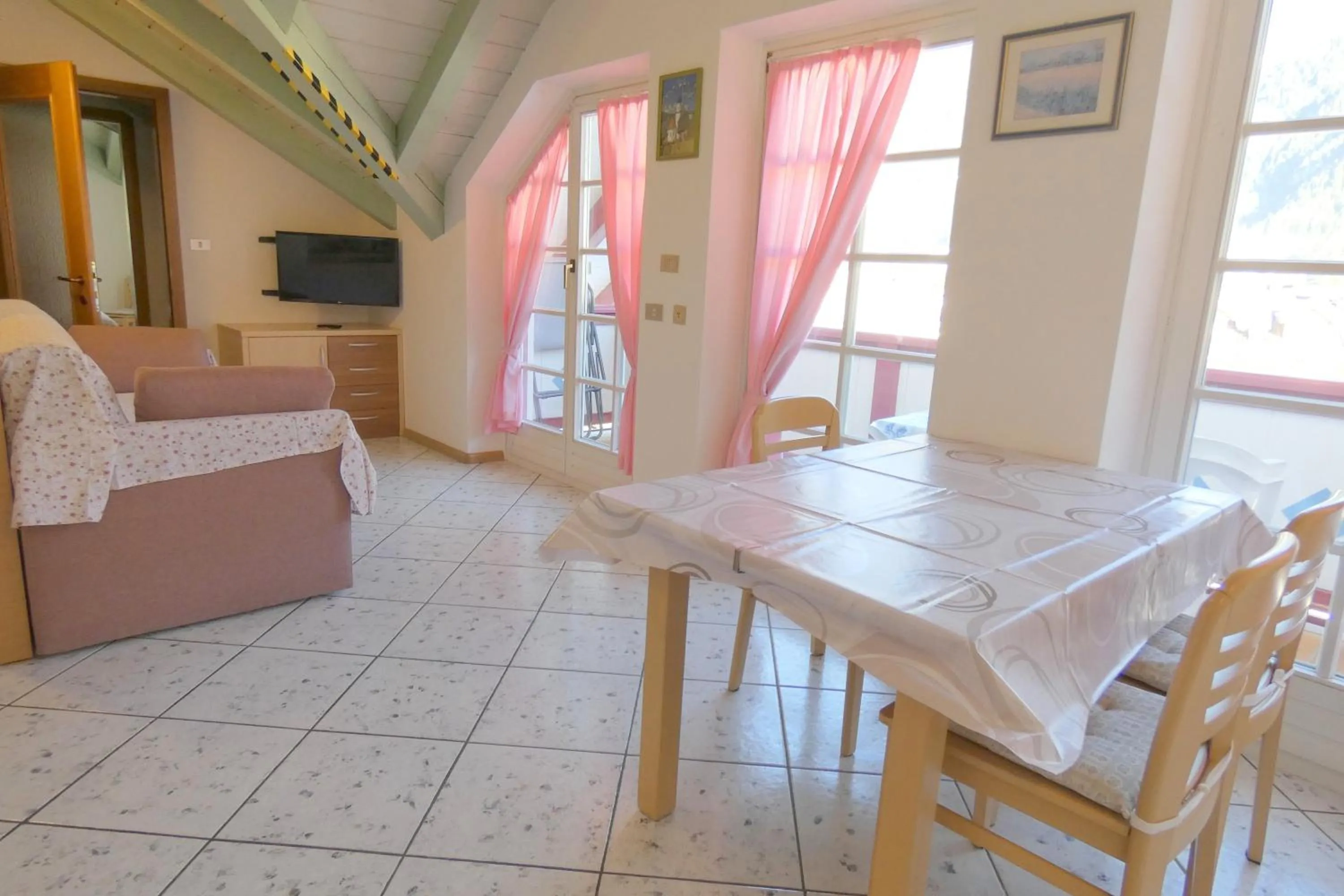 Kitchen or kitchenette in Casa Azzurra