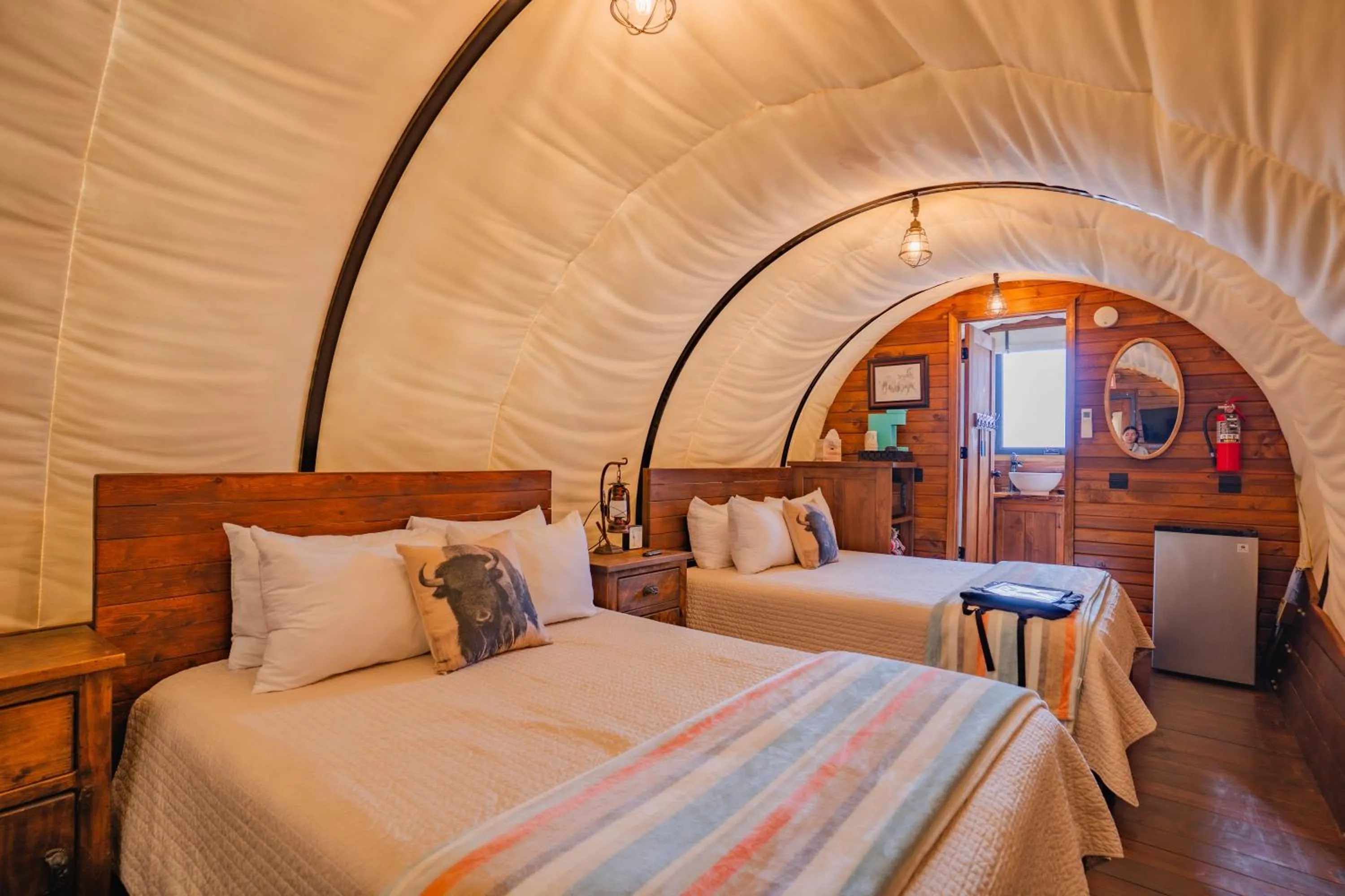 Deluxe Double Room with Shower in Zion White Bison Glamping & RV Resort